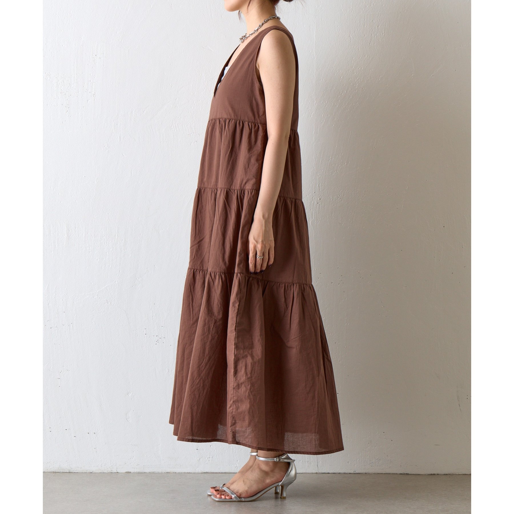 現行 極美品✨カナ ベルスリーブ前後2wayワンピース ノースリーブ 現行 極美品✨カナ ベルスリーブ前後2wayワンピース
