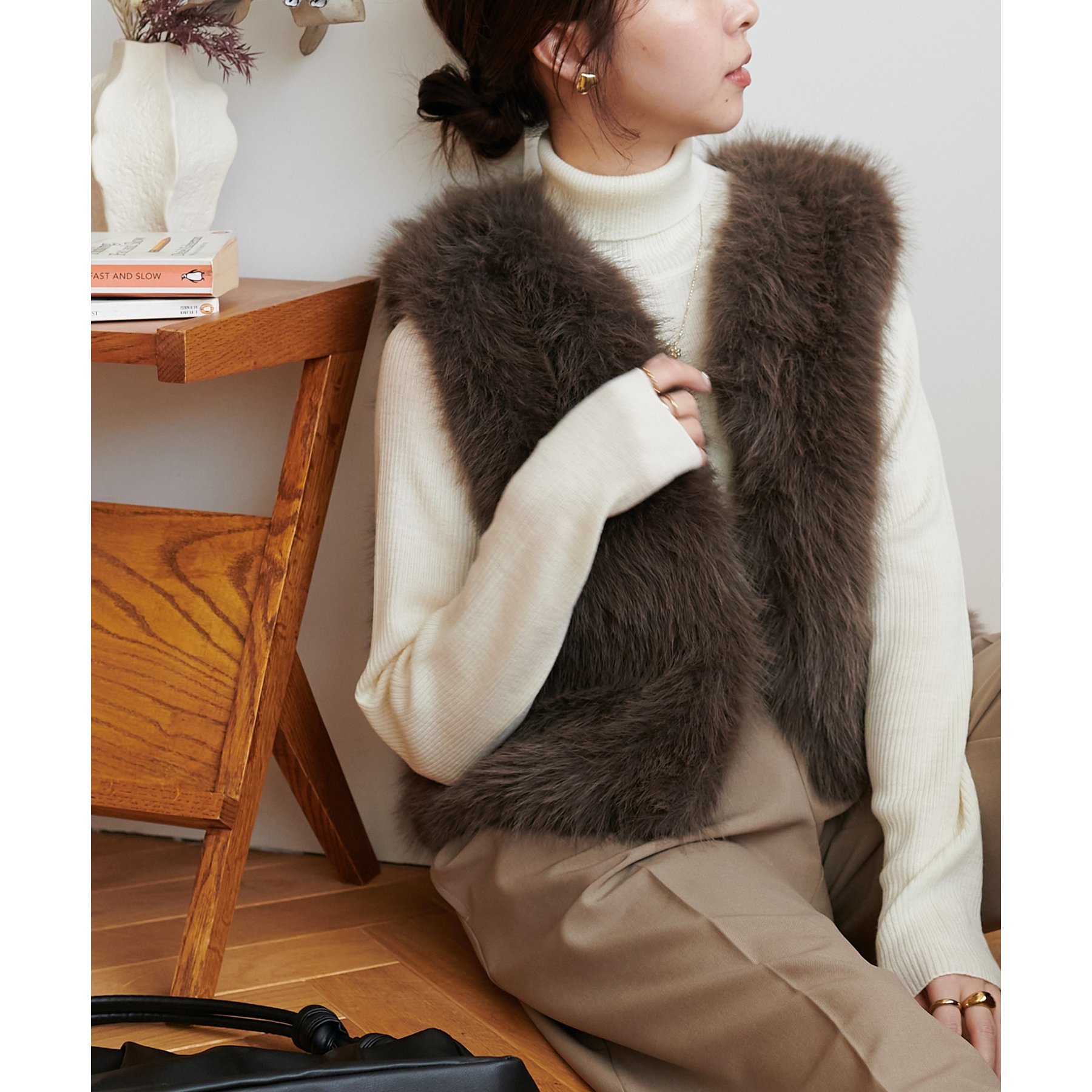 ご好評につき新色追加】ショートファーベスト | ファッション通販