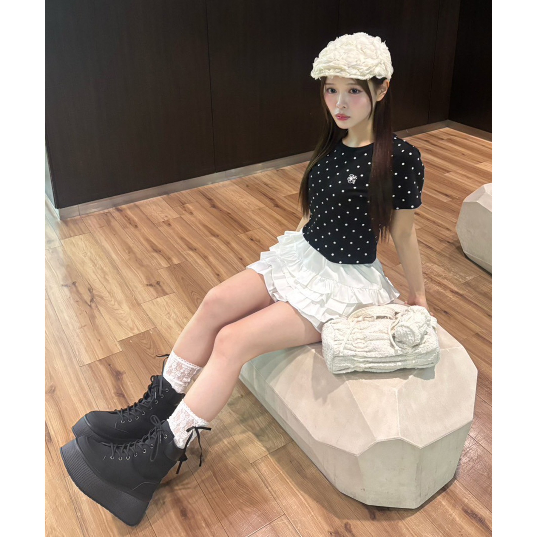 ワンポイント刺繍ドットTシャツ | ファッション通販サイト NUGU