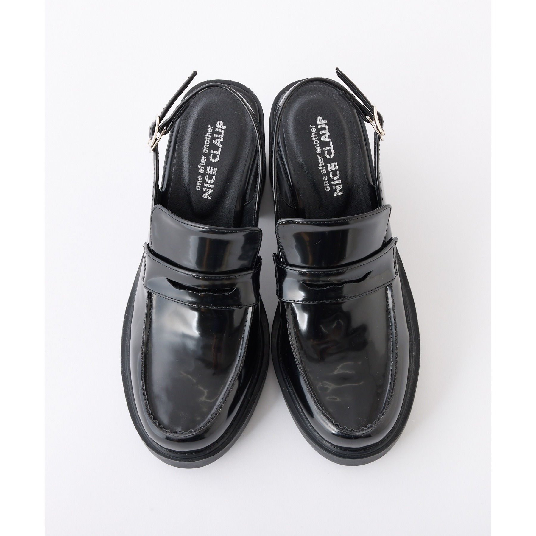 NICE CLAUPの新作ローファー 2wayトリプルソールローファー