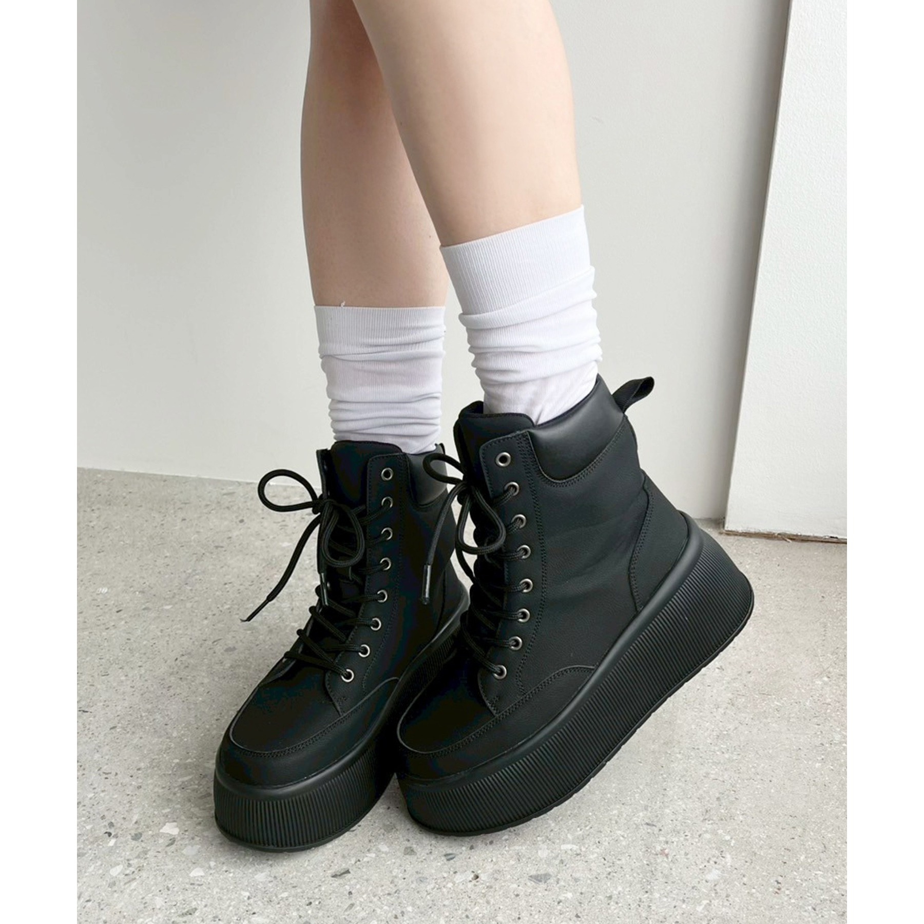 ボリュームソールトレッキングショートブーツ | ファッション通販