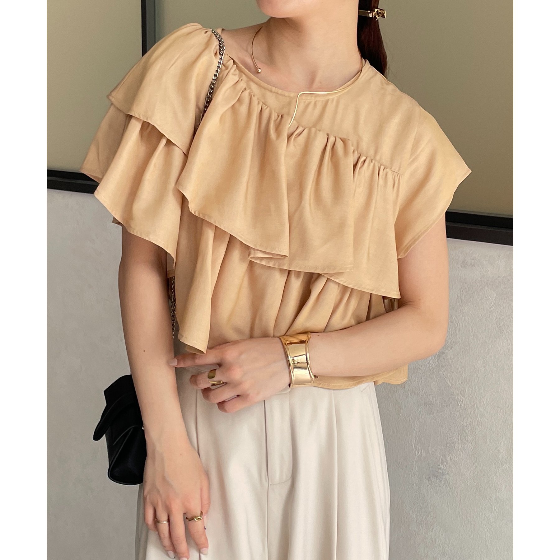 アシメラッフルフリルブラウス | ファッション通販サイト NUGU