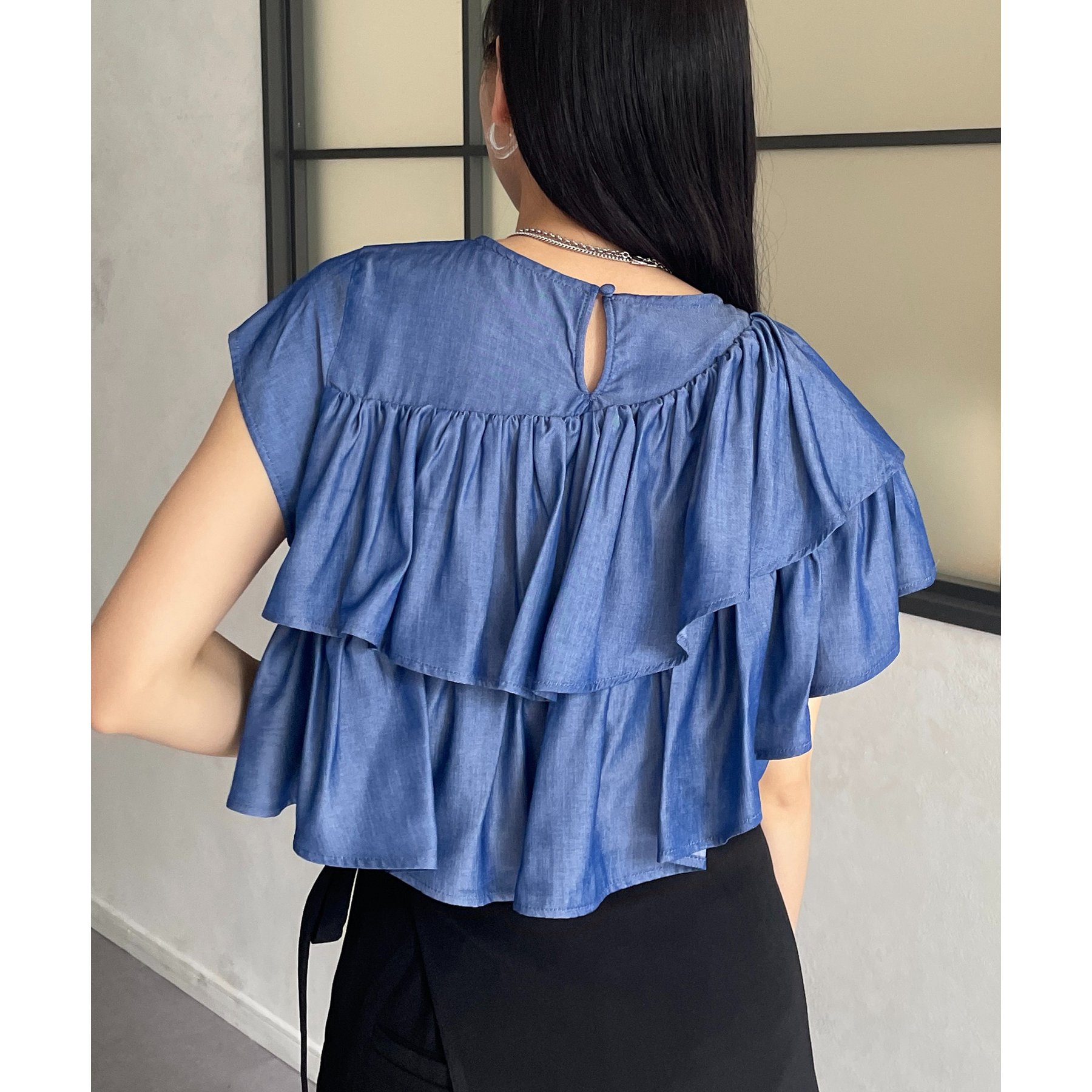 アシメラッフルフリルブラウス | ファッション通販サイト NUGU