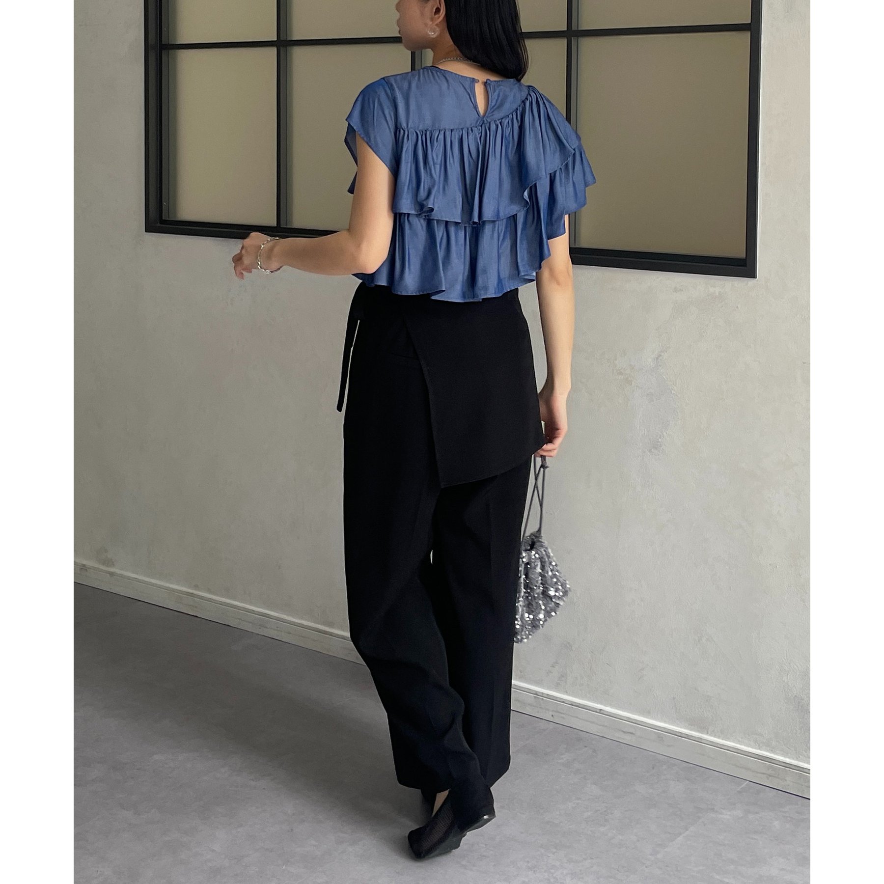 アシメラッフルフリルブラウス | ファッション通販サイト NUGU