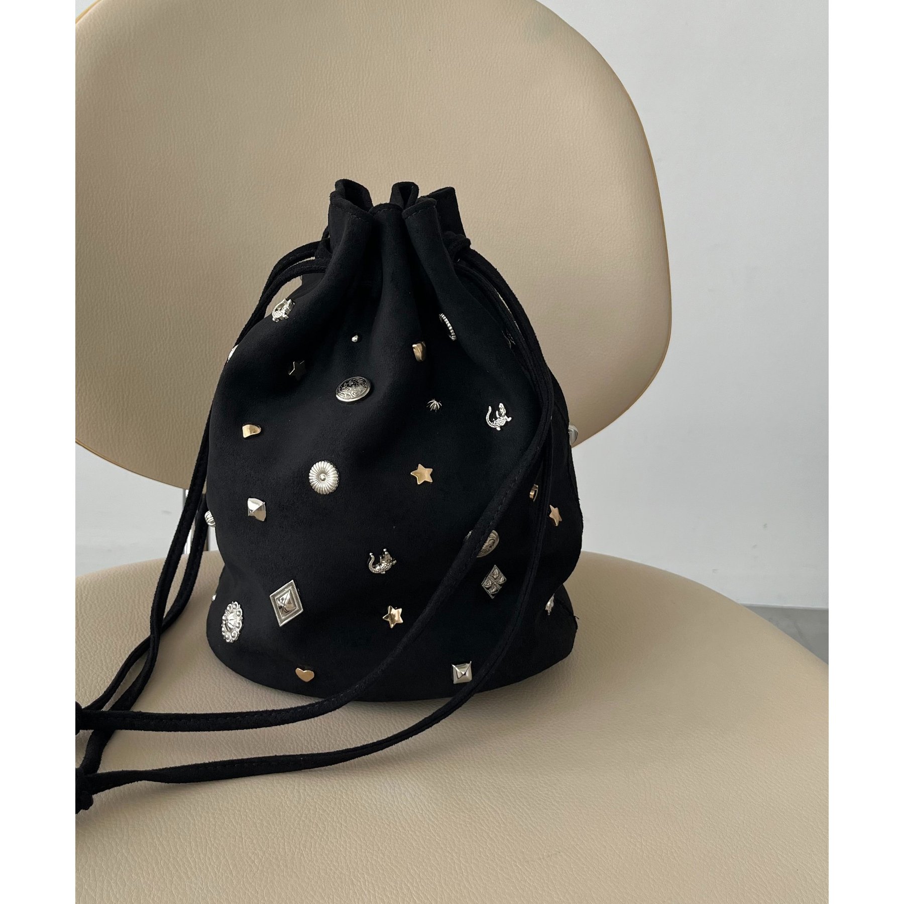 マルチモチーフスエード巾着バッグ | ファッション通販サイト NUGU