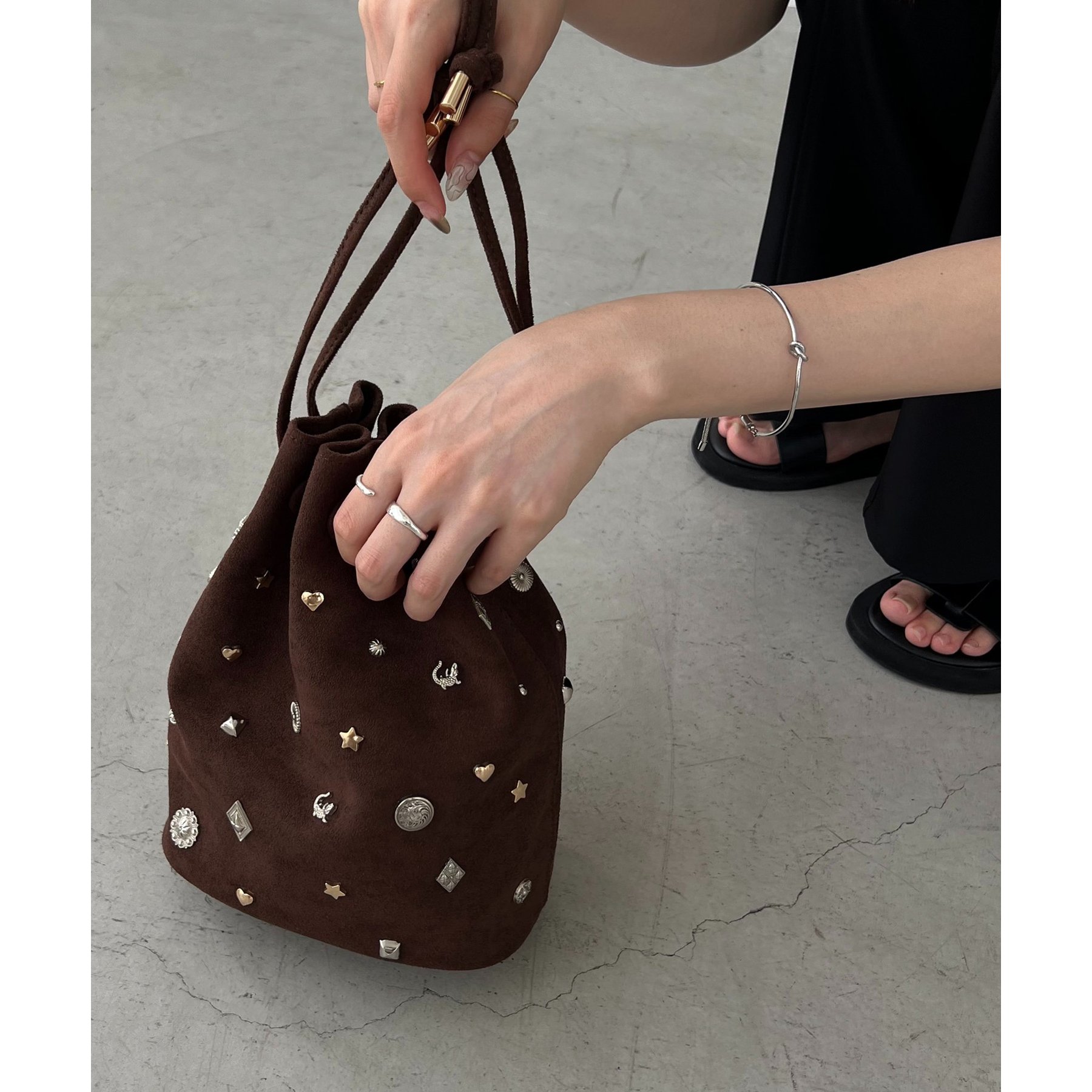 ディアスキン巾着　キャメル　スエード ディアスキン巾着 キャメル スエード 2025年最新】ディアス 巾着