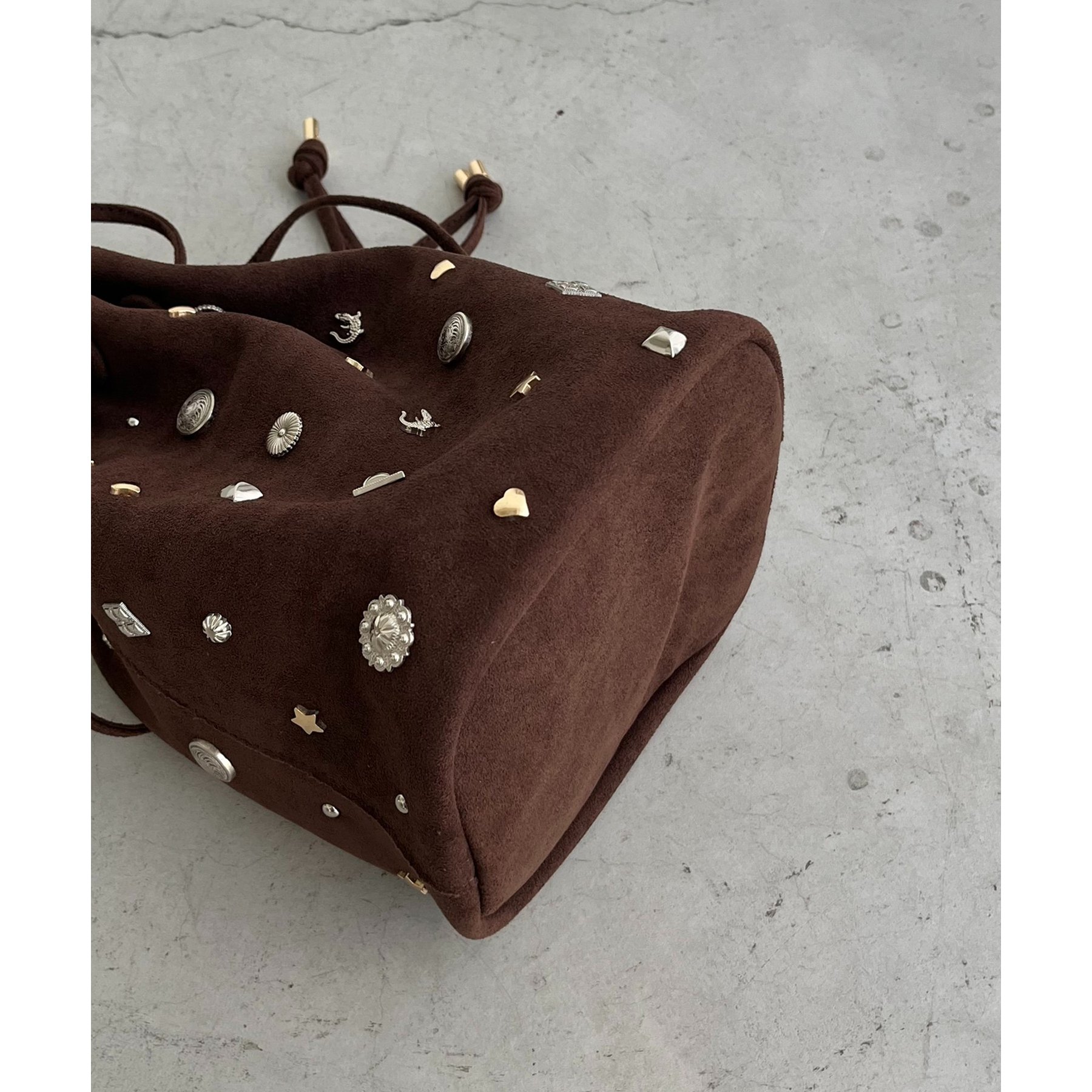 マルチモチーフスエード巾着バッグ | ファッション通販サイト NUGU