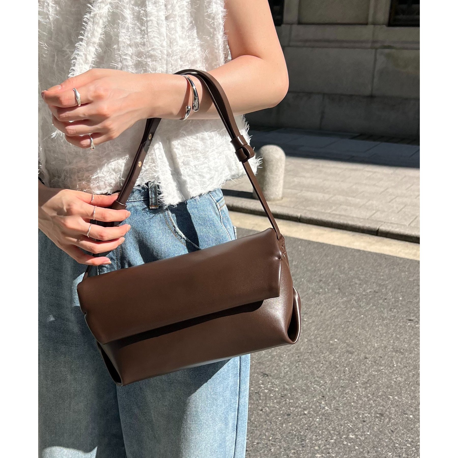 ラウンドミニボストンバッグ | ファッション通販サイト NUGU