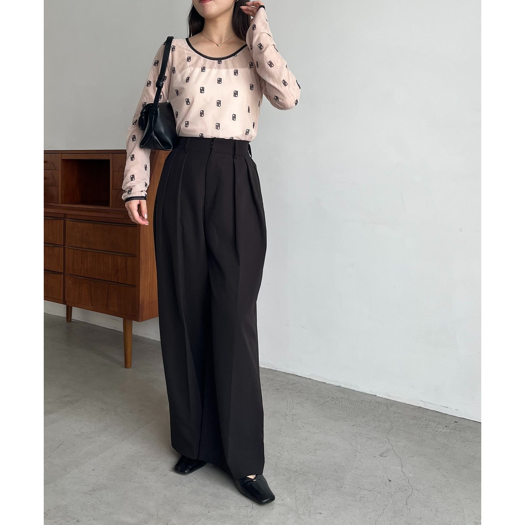 即購入OK ！カプリシュレマージュ　2WAYモノグラムシアーTシャツ 即購入OK ！カプリシュレマージュ 2WAYモノグラムシアーTシャツ