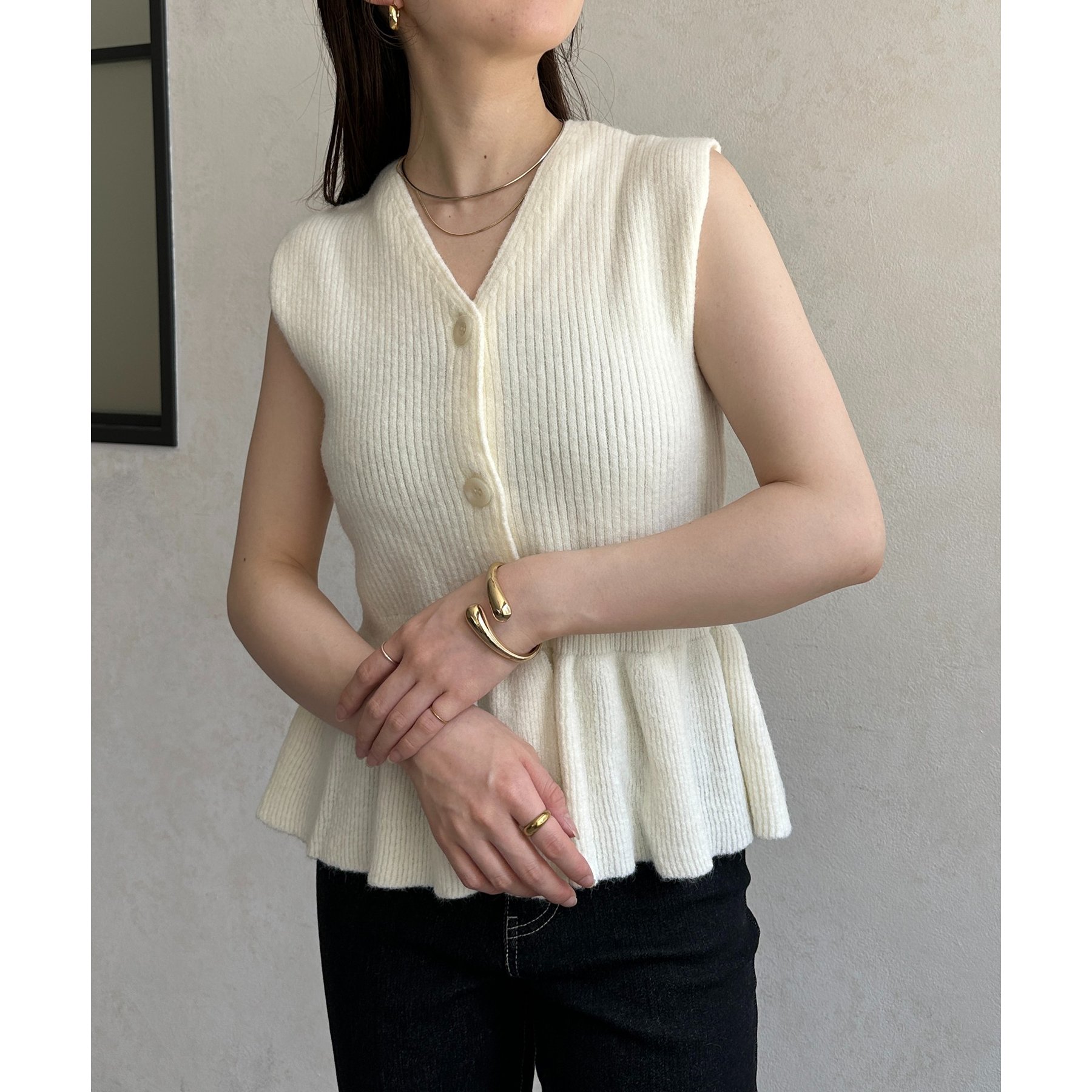 ポリウーリーフロントジップペプラムニットベスト STYLEBLOCK ベスト ジレ ポリウーリーフロントジップペプラム