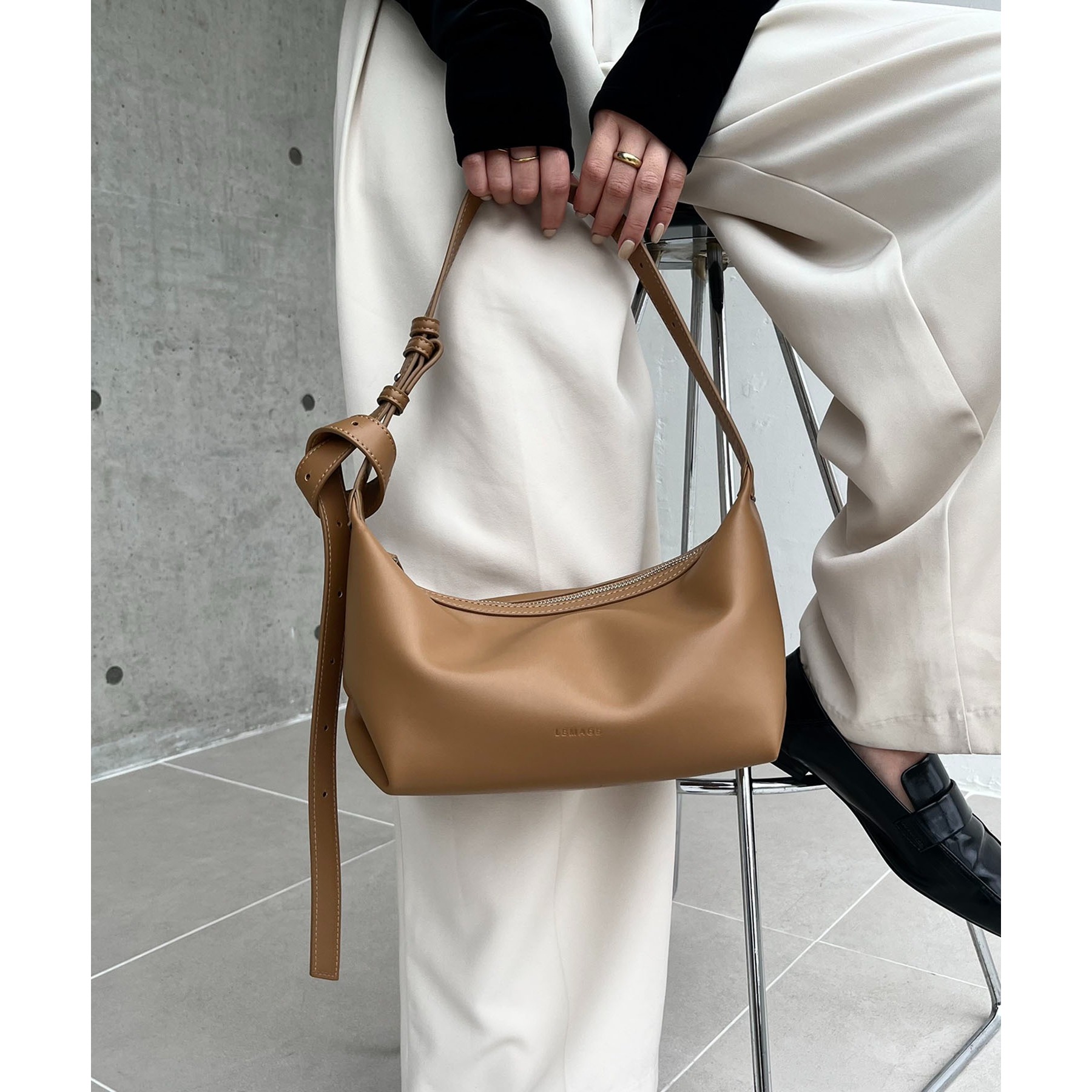 ラウンドミニボストンバック　トープ ラウンドミニボストンバッグ | ファッション通販サイト NUGU