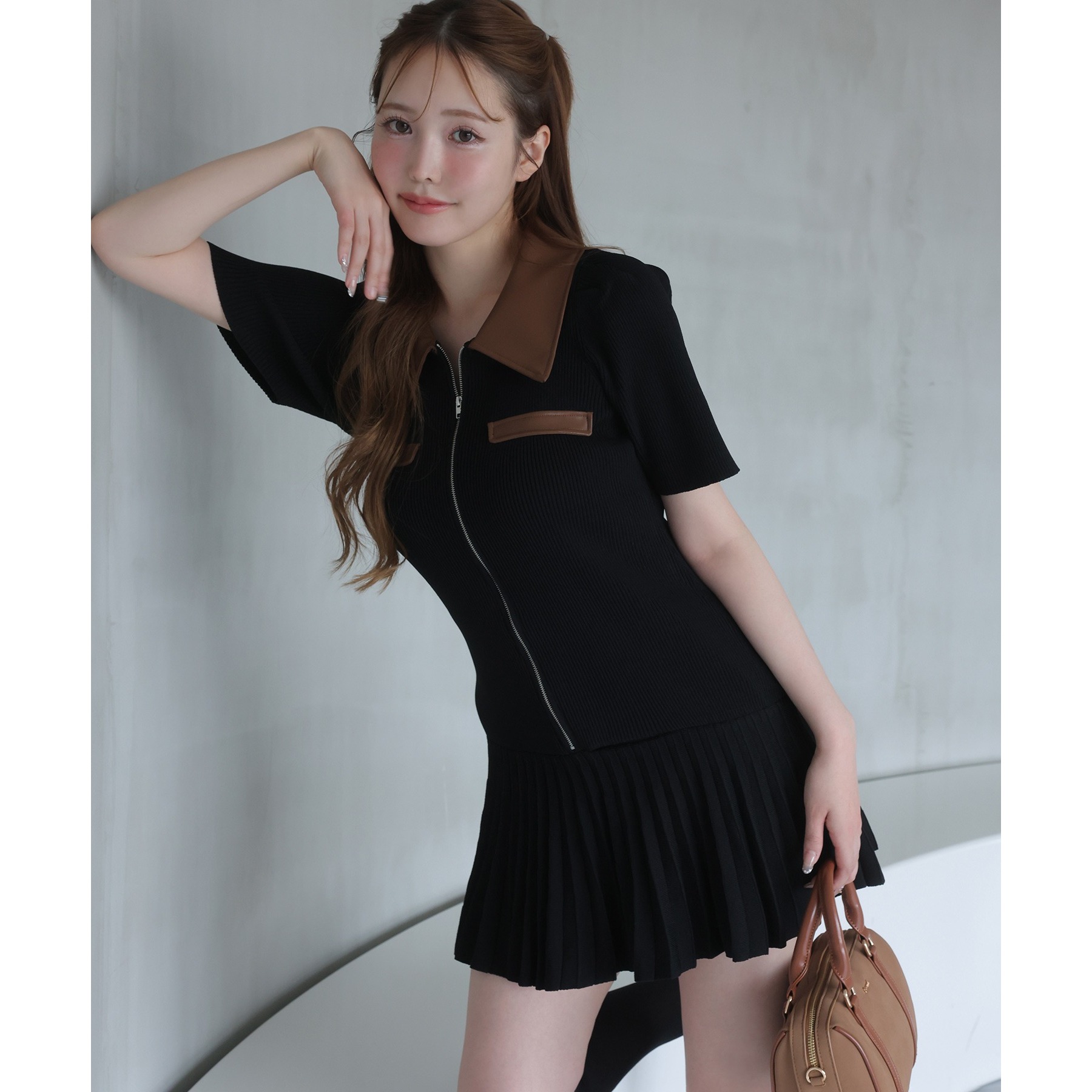 MIUMIU 16SS 衿付きニットワンピース レッド サイズXS*ED1104 MIUMIU 16SS 衿付きニットワンピース レッド サイズXS*ED1104