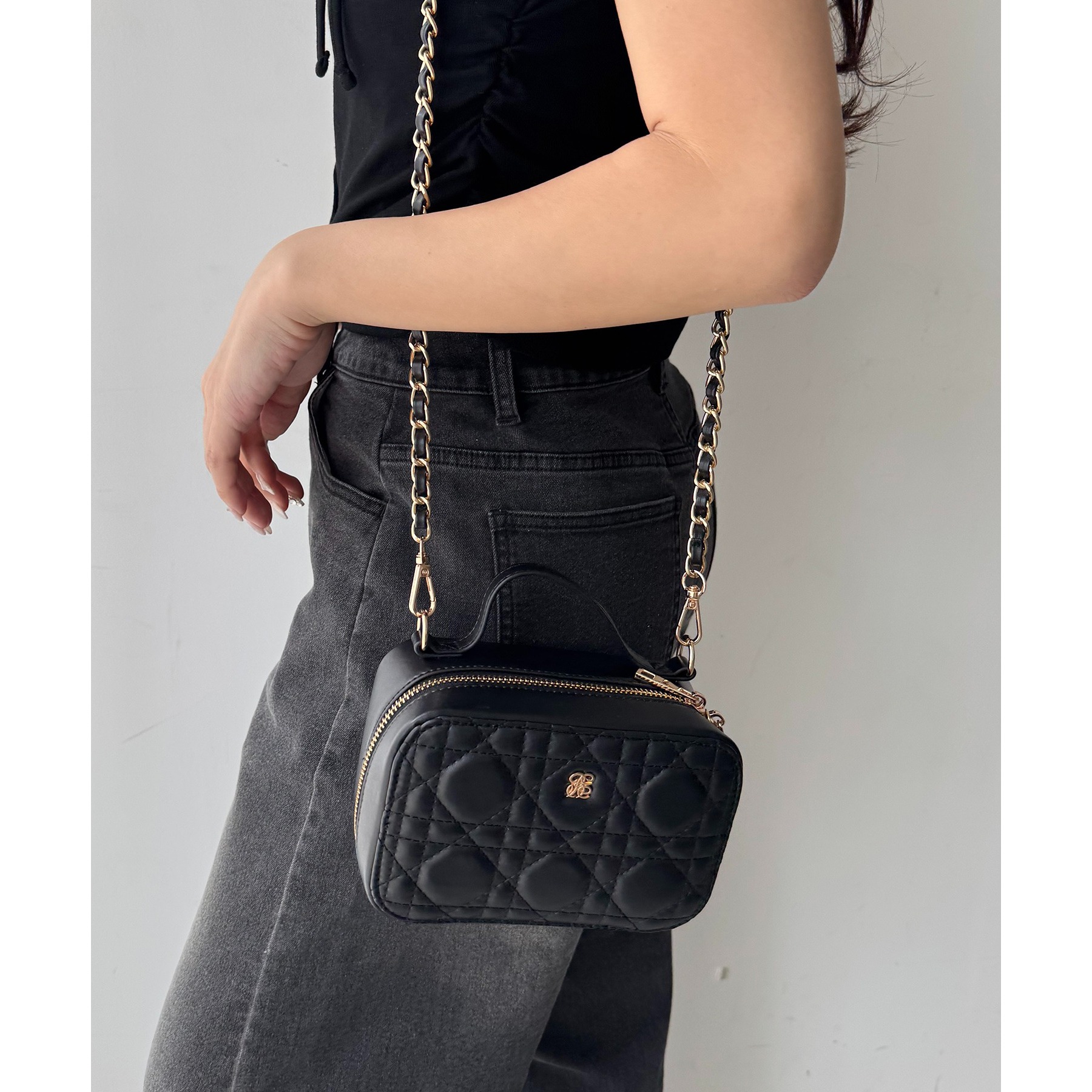 リボンつきミニスクエアバッグ | ファッション通販サイト NUGU