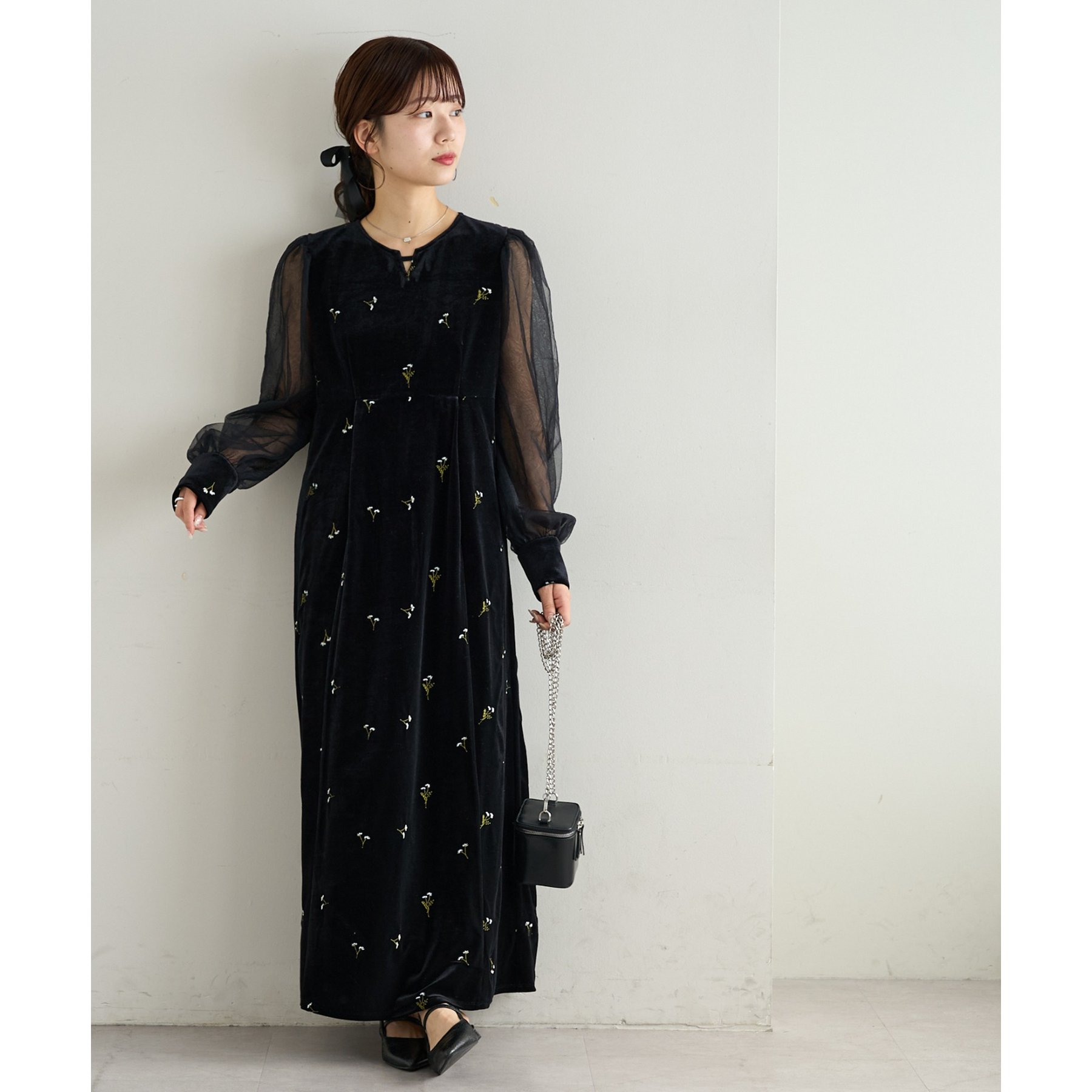 オケージョン】ベロア刺繍ワンピース | ファッション通販サイト NUGU