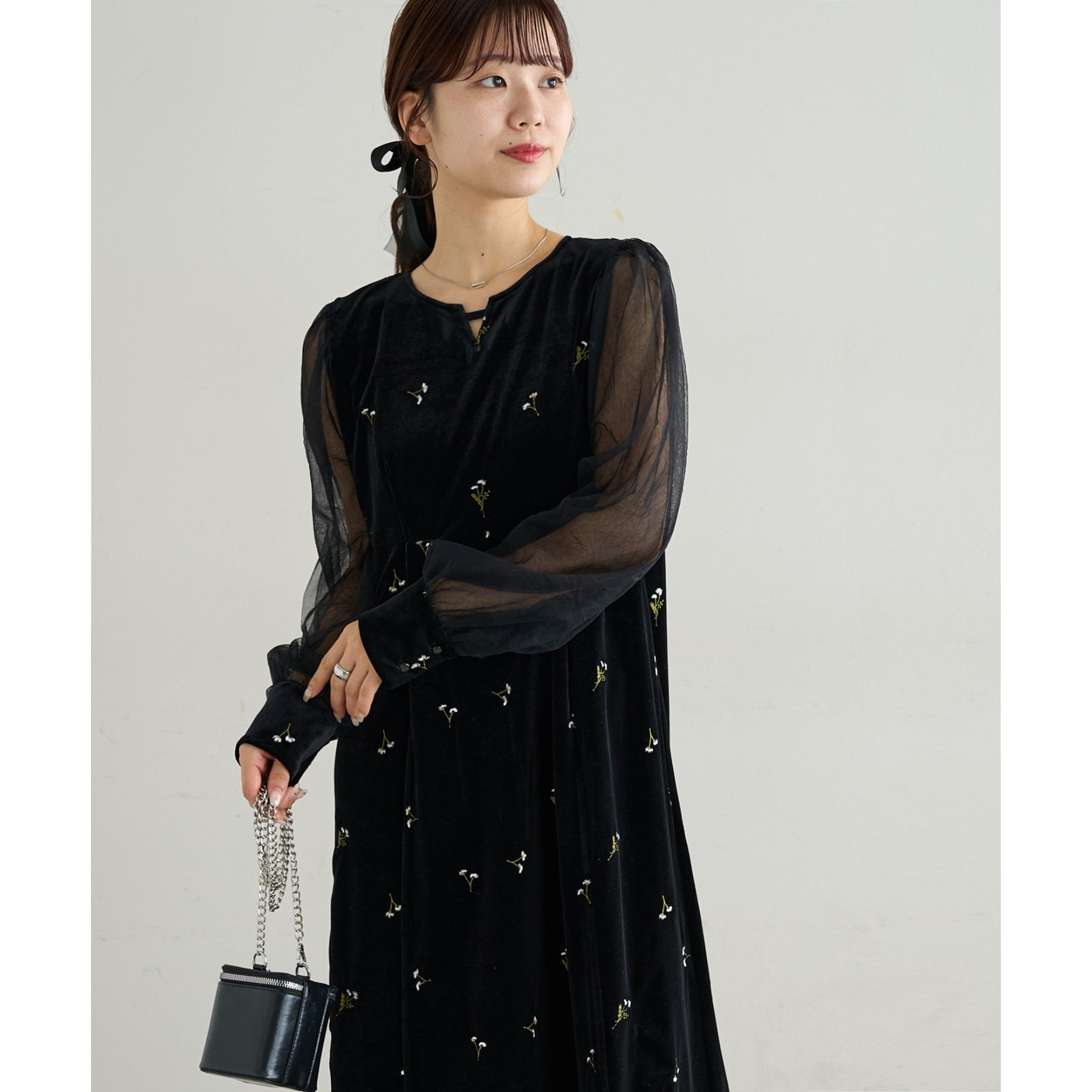 オケージョン】ベロア刺繍ワンピース | ファッション通販サイト NUGU