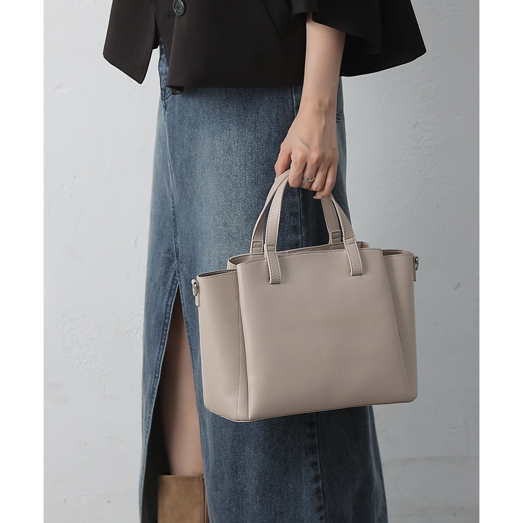 ラウンドミニボストンバッグ | ファッション通販サイト NUGU