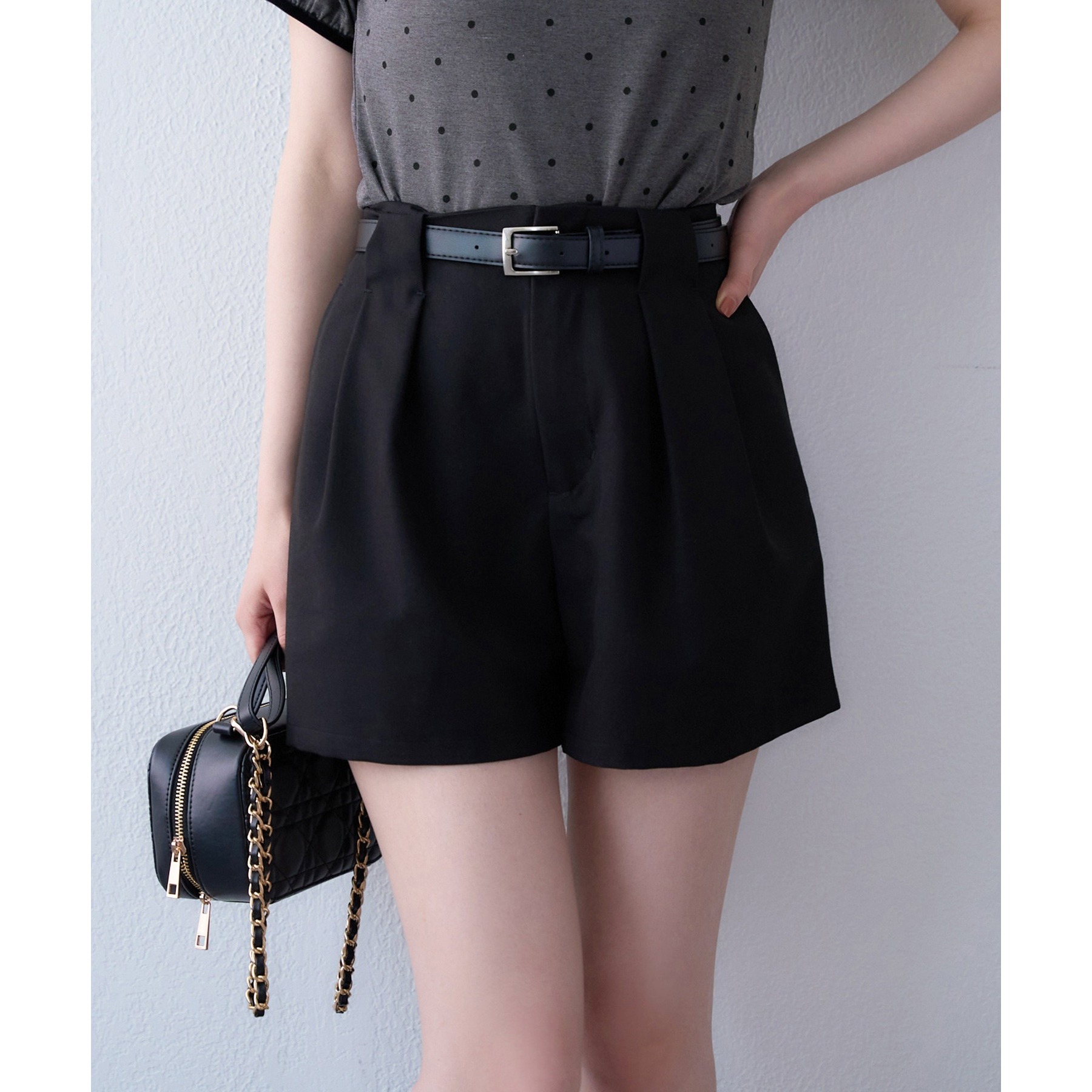 黒レザーベルト トライアングルバックル SAINT LAURENT サンローラン ベルト メンズ トライアングル