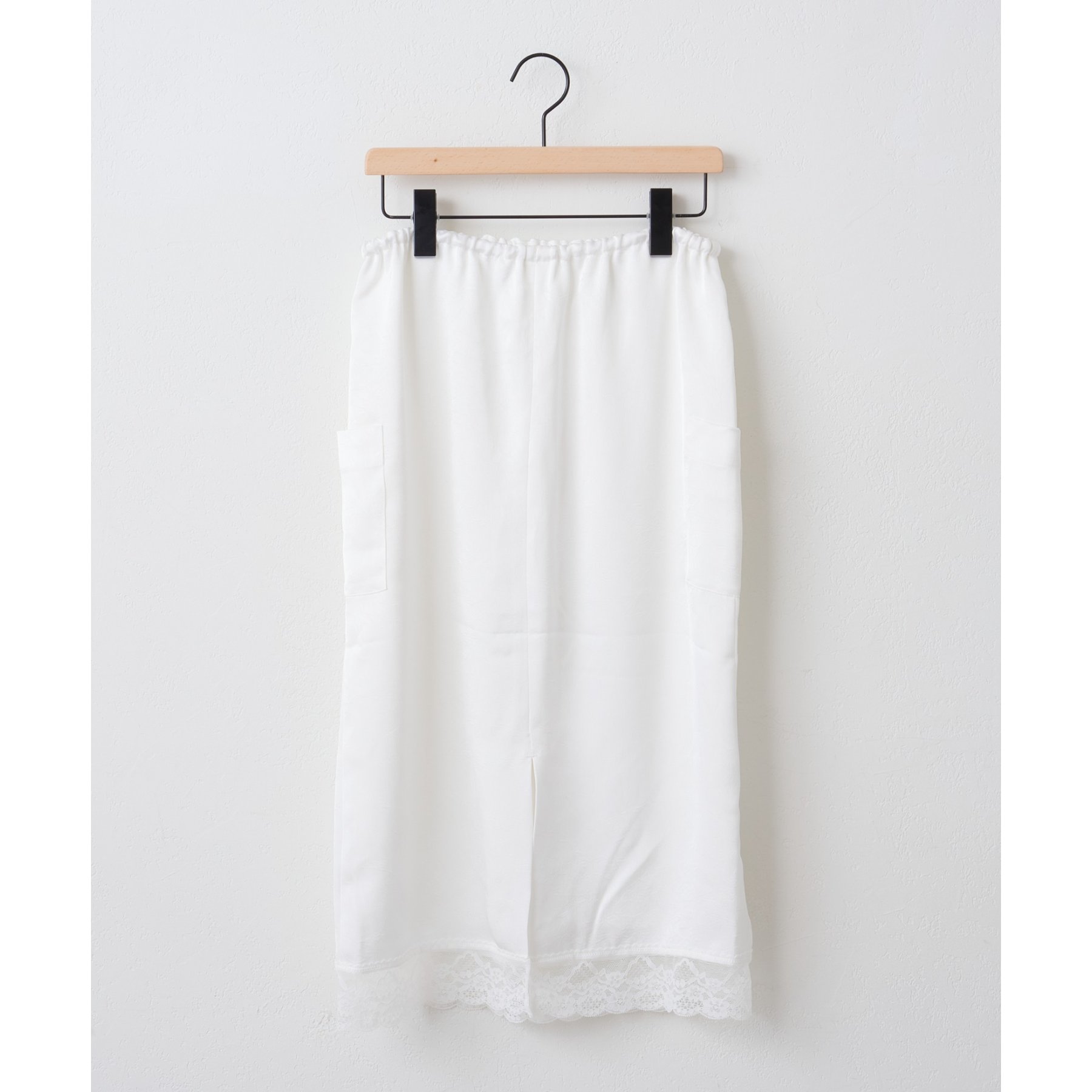 umm.】裾レースクラッシュサテンスカート | ファッション通販サイト NUGU