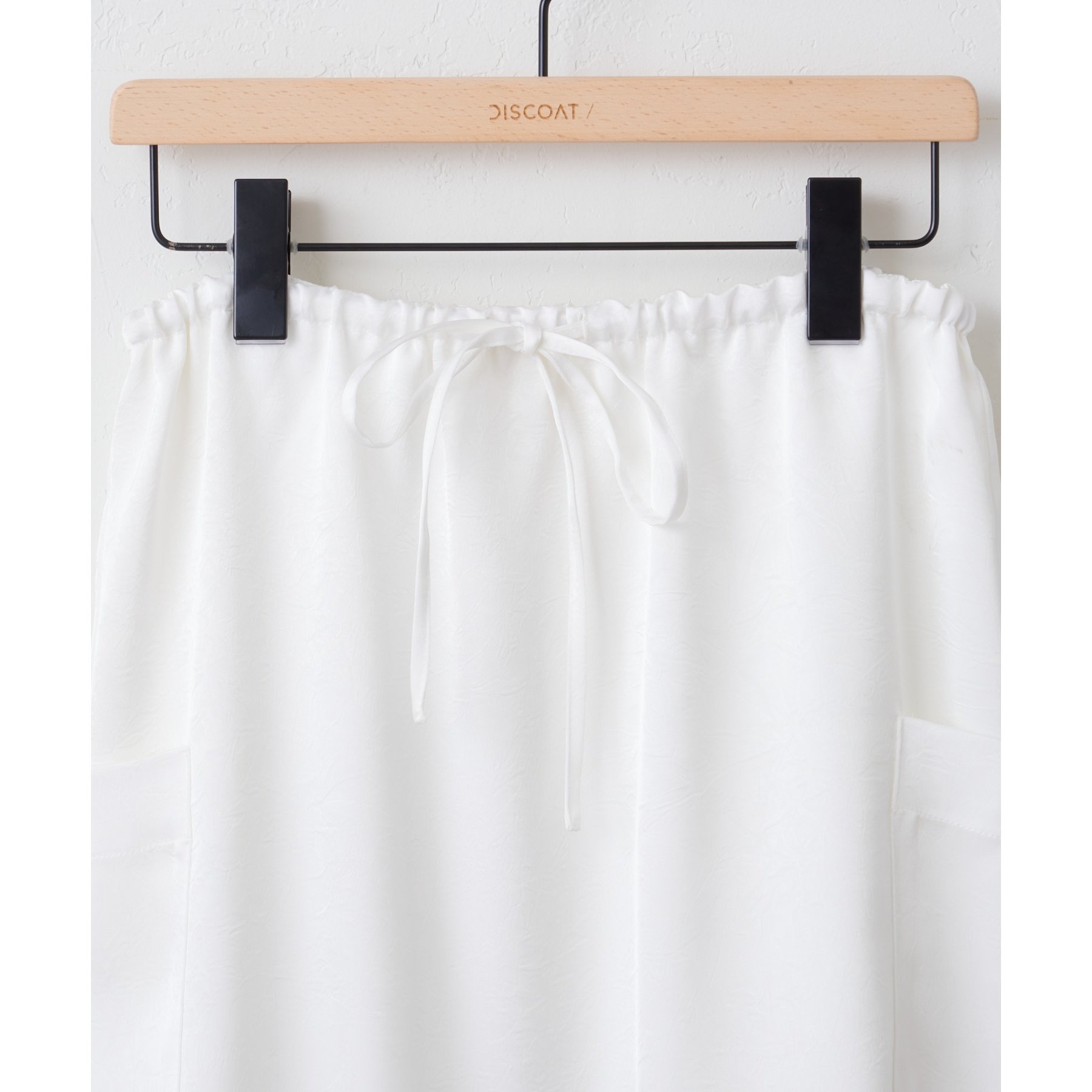 umm.】裾レースクラッシュサテンスカート | ファッション通販サイト NUGU