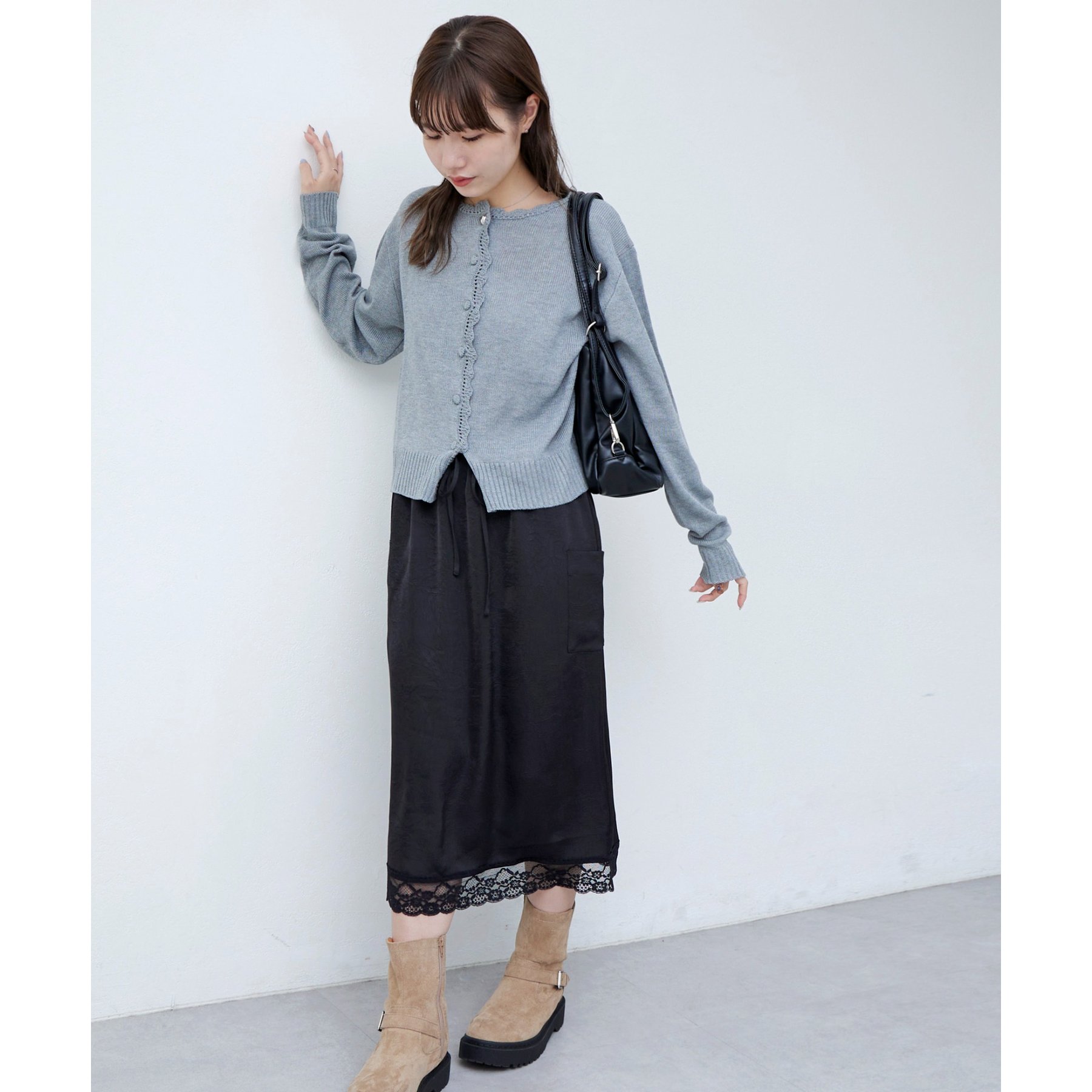 umm.】裾レースクラッシュサテンスカート | ファッション通販サイト NUGU