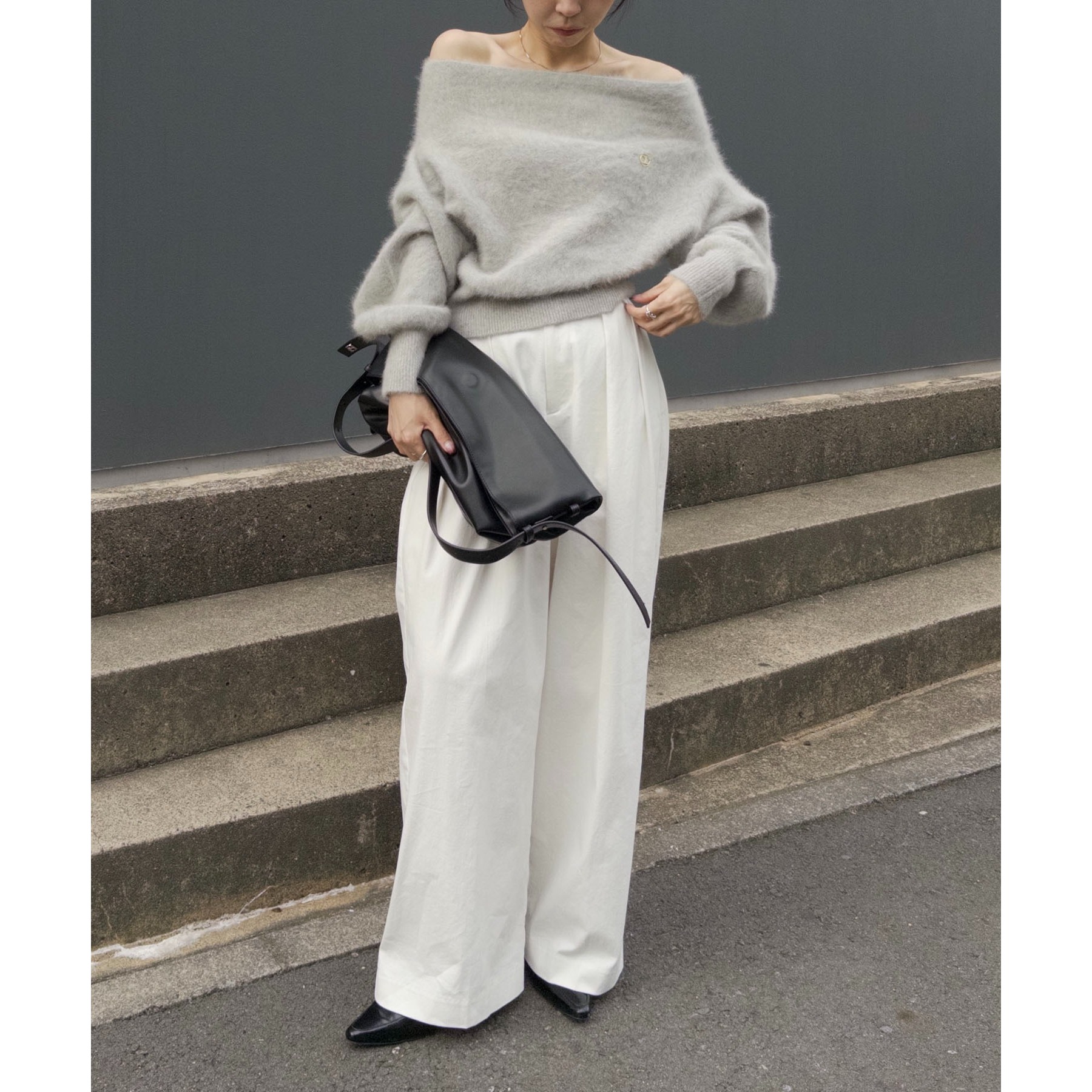 上質な着心地/全骨格細見え】〈C.L〉FOXカシミアドルマンニット