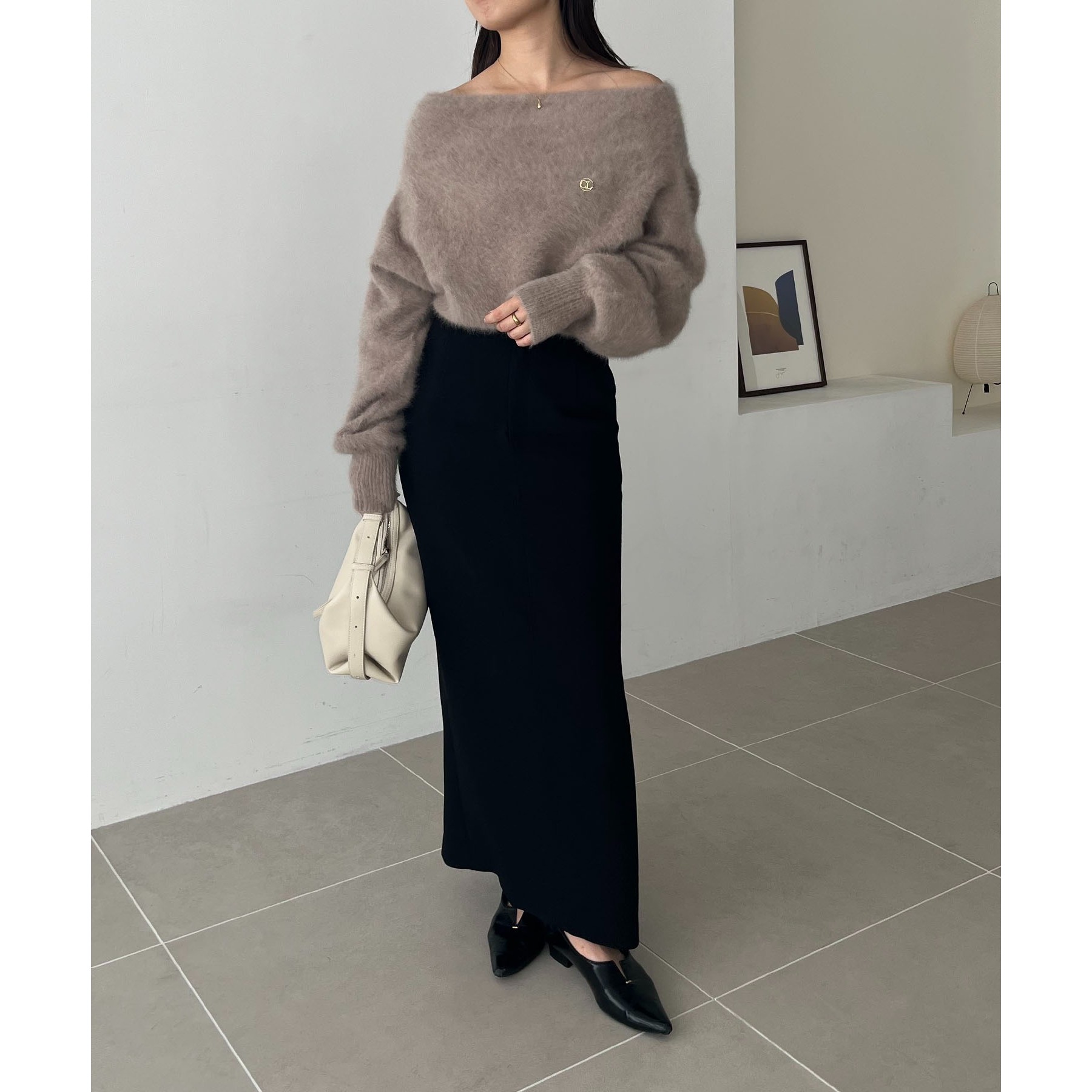 上質な着心地/全骨格細見え】〈C.L〉FOXカシミアドルマンニット