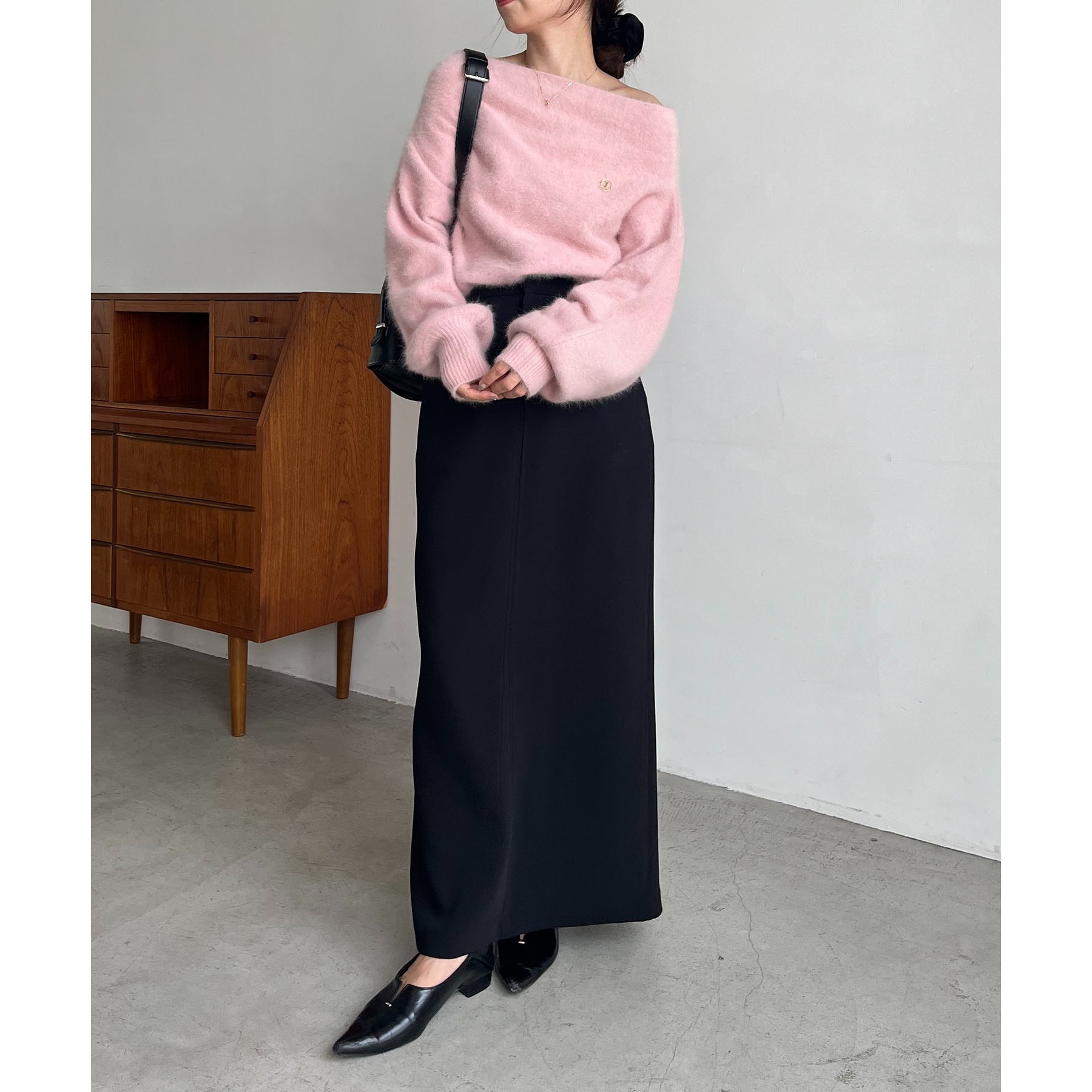 上質な着心地/全骨格細見え】〈C.L〉FOXカシミアドルマンニット