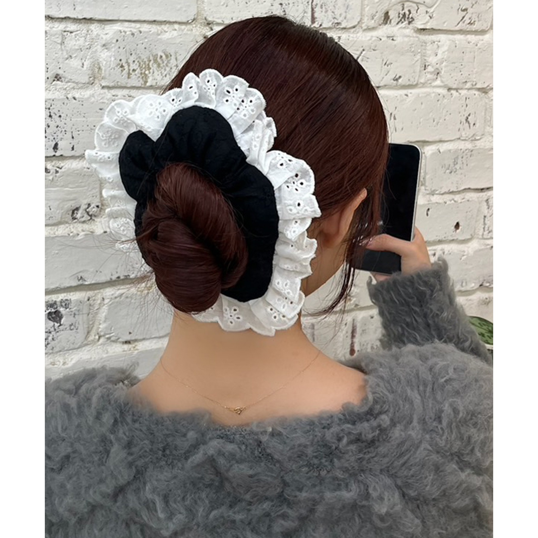 ナチュラル g_handmade2024様 Latini】フラワーシュシュ | ファッション通販サイト NUGU
