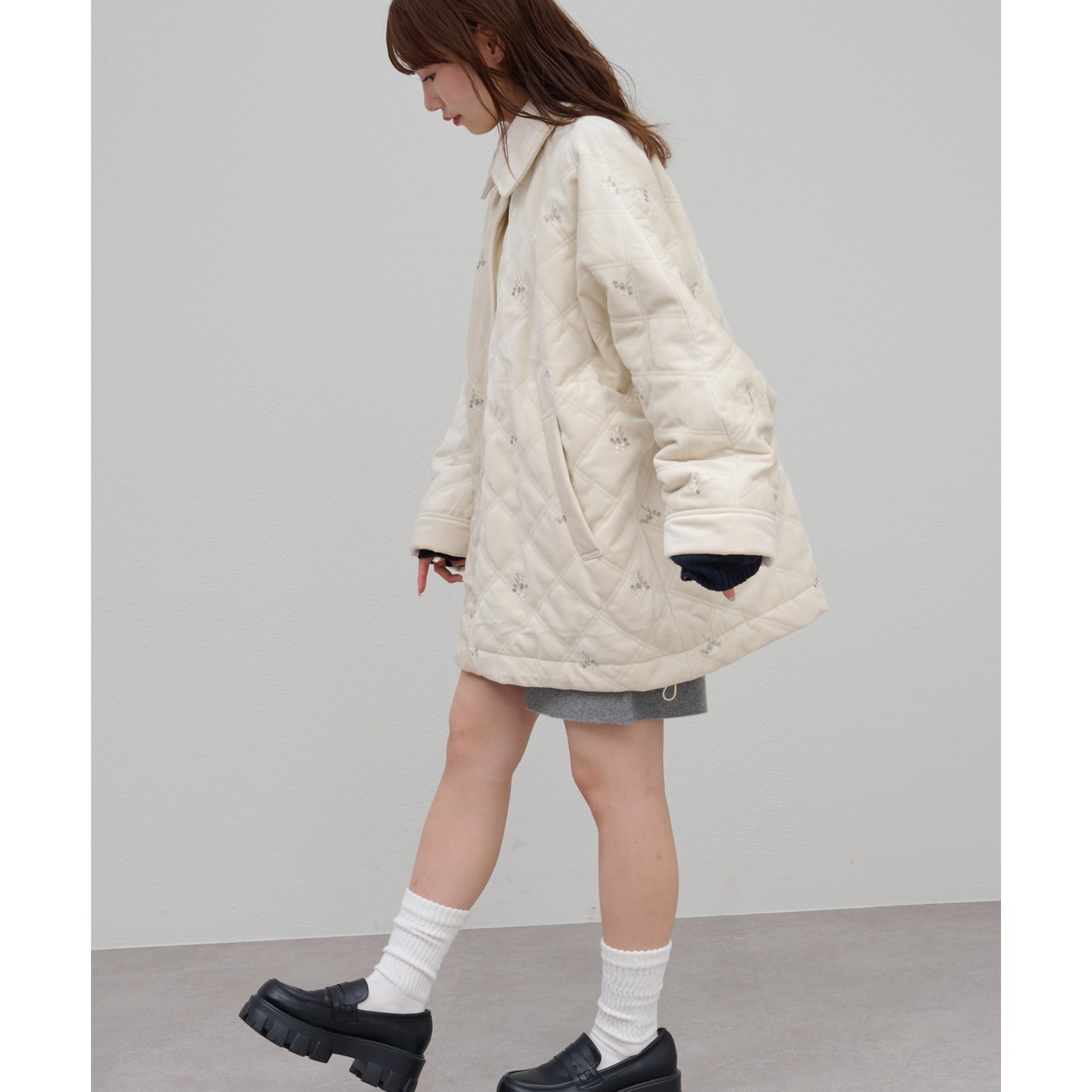 Munsimgwear 刺繍　キルティング　ダウン　ジャケット　ウエア　洗える umm.】ベロア刺繍キルティングジャケット | ファッション通販サイト NUGU