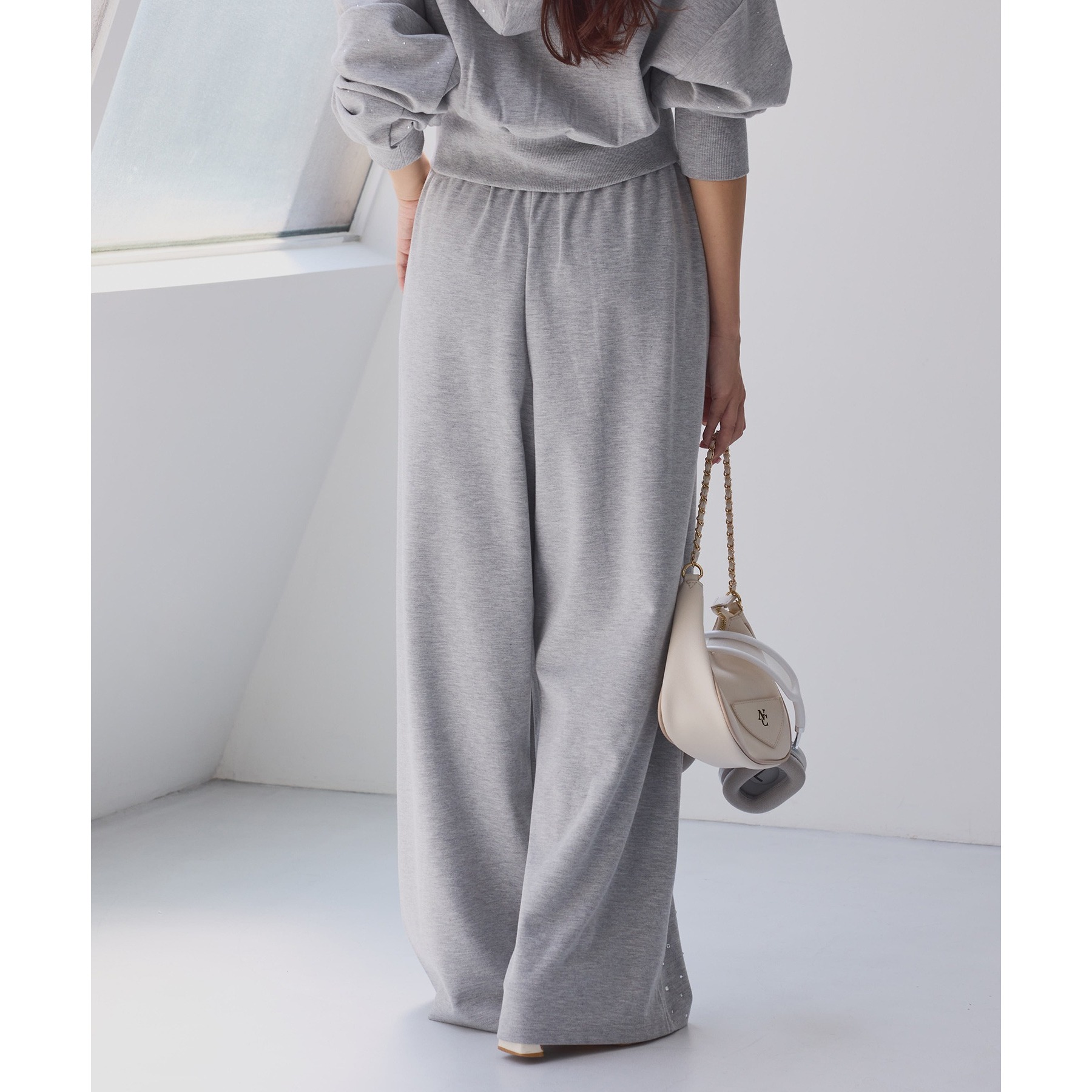 セットアップ対応／裾ビジューカットパンツ | ファッション通販サイト NUGU