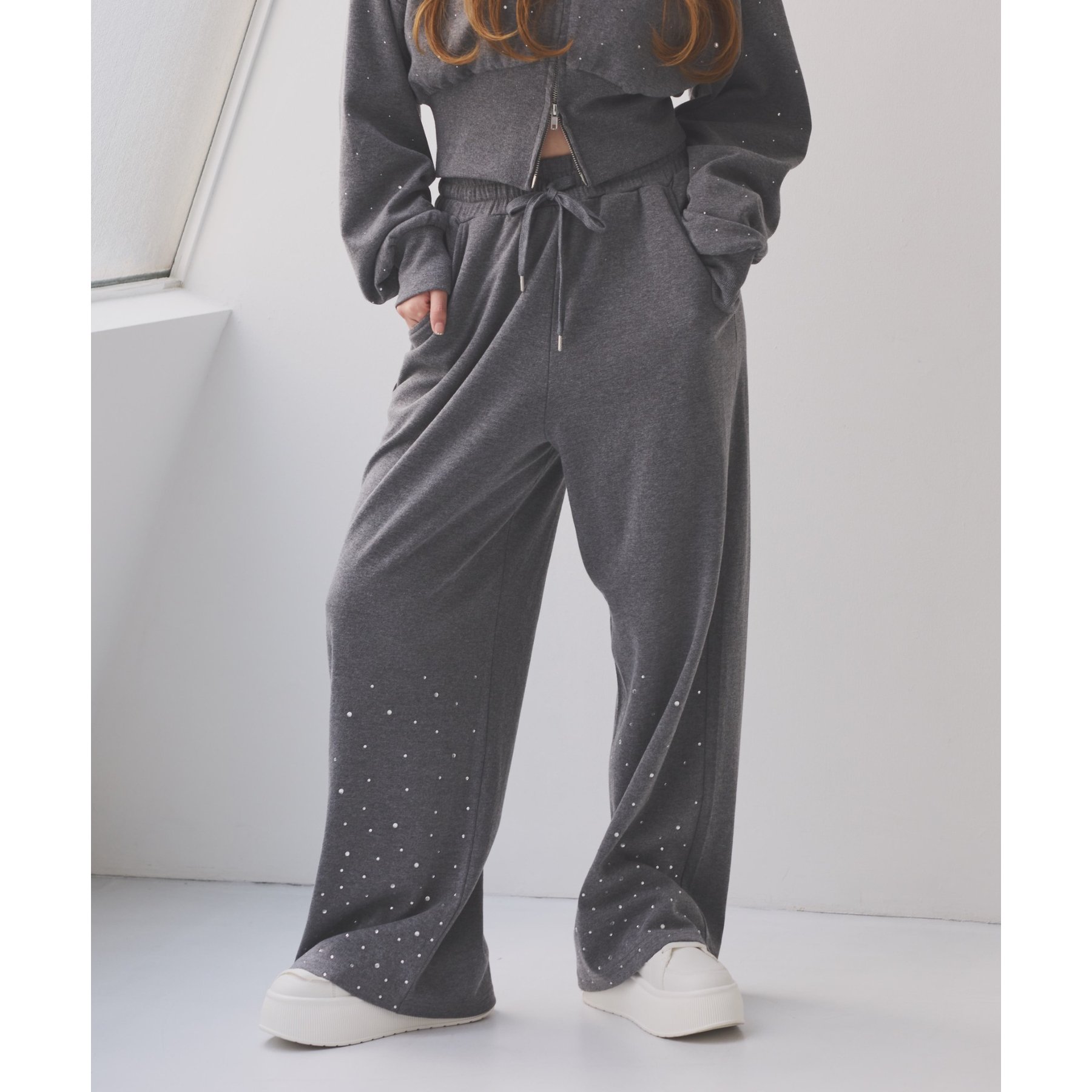 セットアップ対応／裾ビジューカットパンツ | ファッション通販サイト NUGU