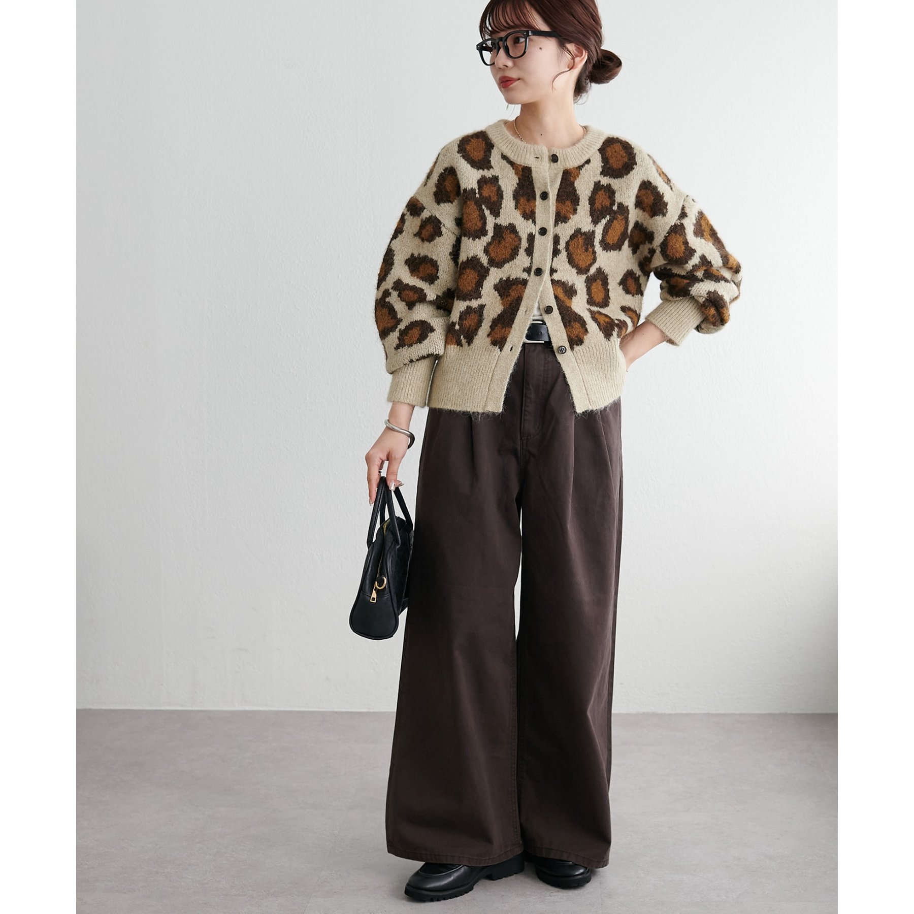 かおり様　FENDI レオパード＆ロゴ 柄 ジャガード　半袖ニット＆スカート レオパードジャガードニットカーディガン | ファッション通販サイト NUGU