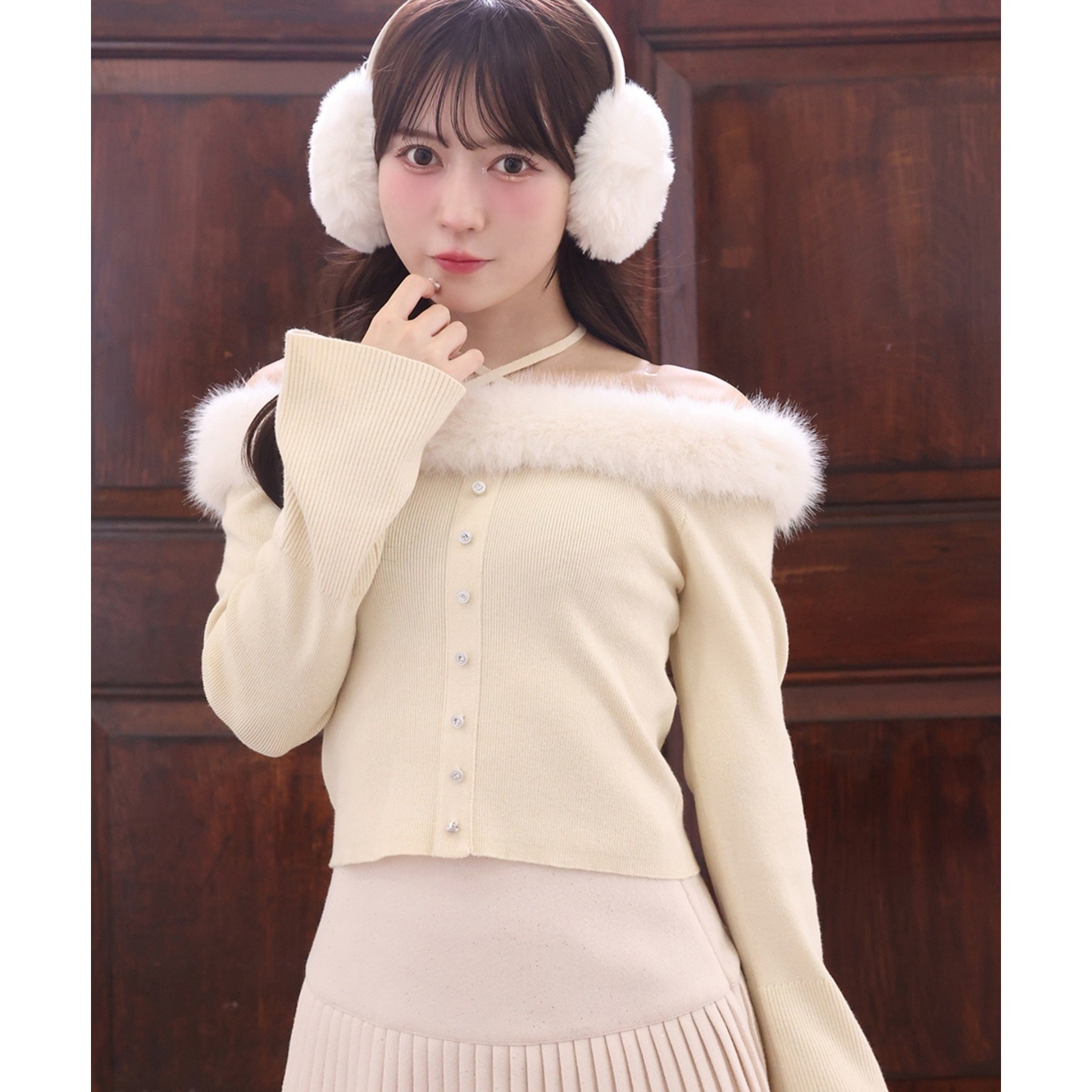 ナイスクラップ キラキラボタンファーオフショルニット キラキラボタンファーオフショルニット | ファッション通販サイト NUGU