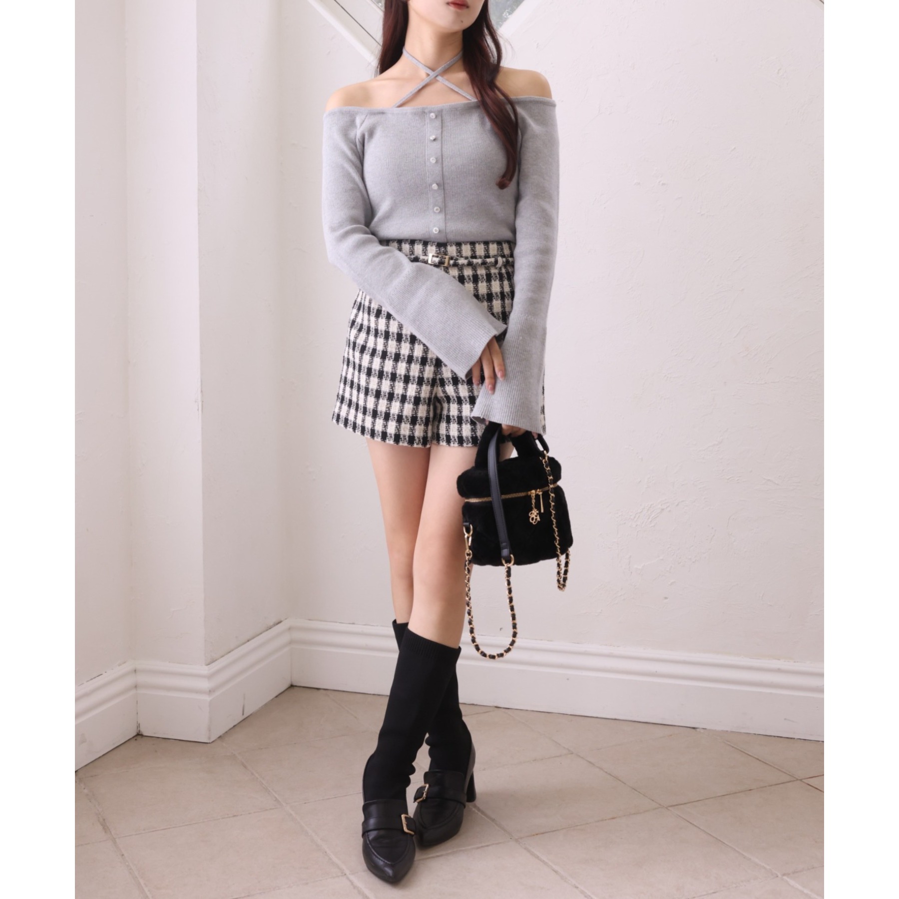 キラキラボタンファーオフショルニット | ファッション通販サイト NUGU