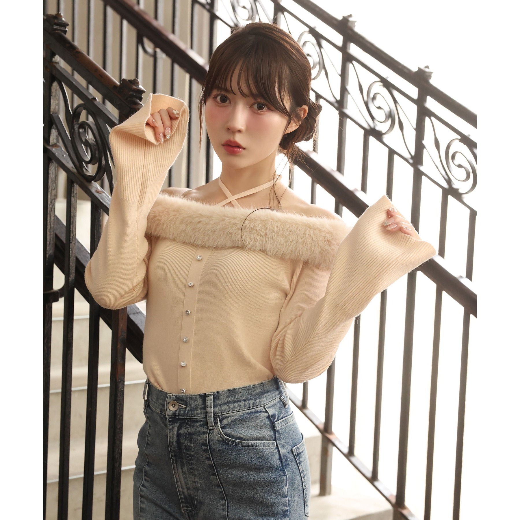 キラキラボタンファーオフショルニット | ファッション通販サイト NUGU