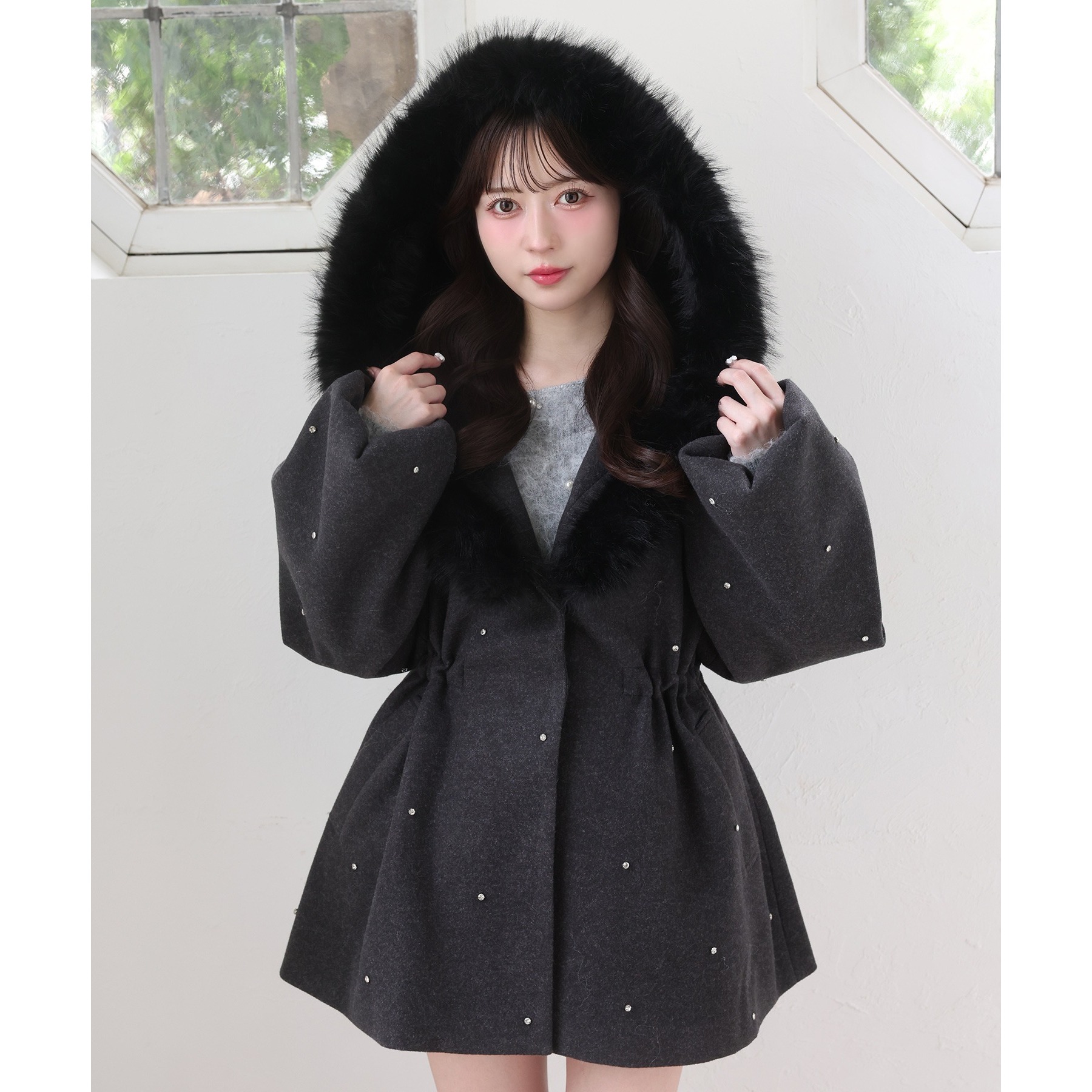 NICE CLAUP フードフェイクファービジューミドルコート フードフェイクファービジューミドルコート | ファッション通販サイト NUGU