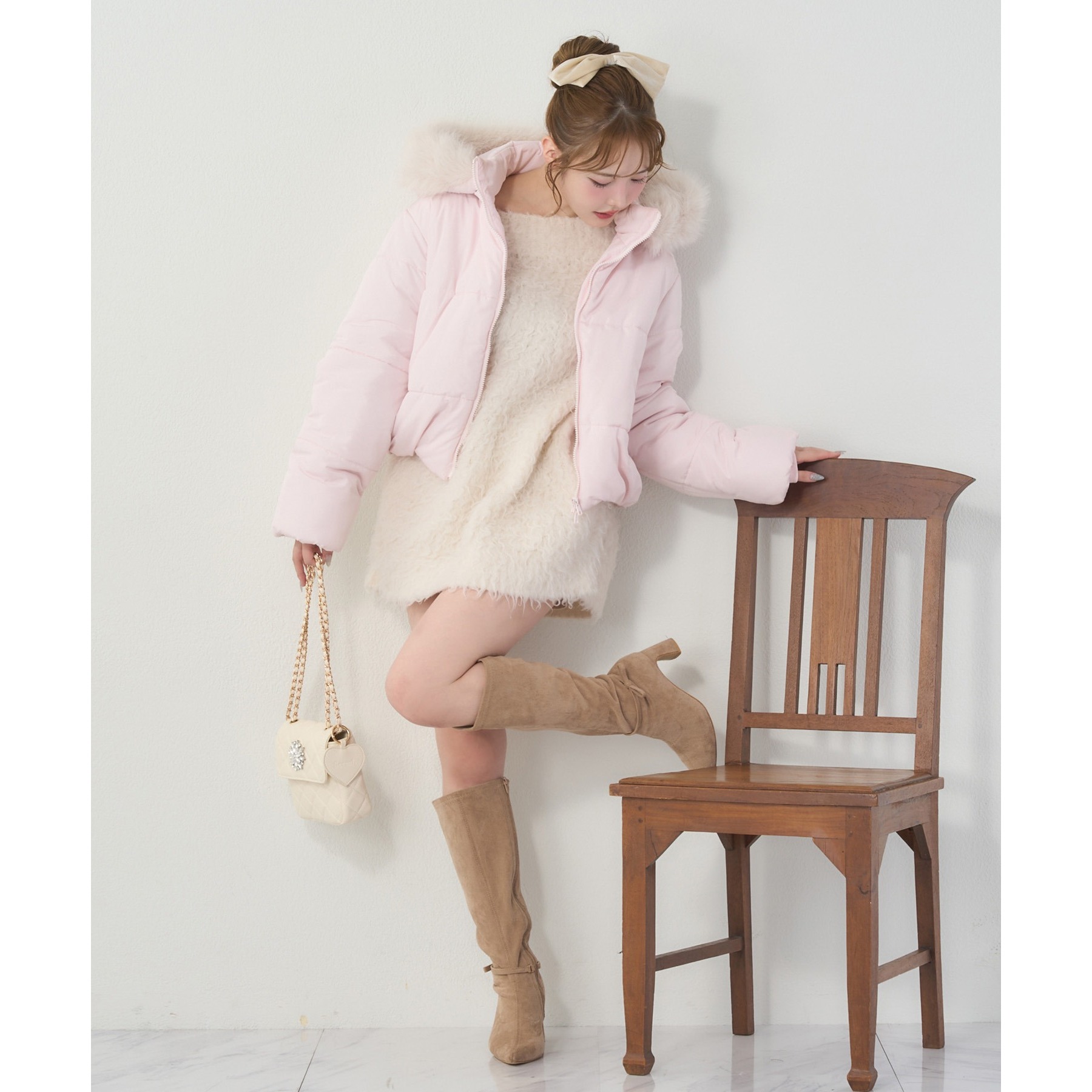 ファー付きショートフェイクダウン | ファッション通販サイト NUGU