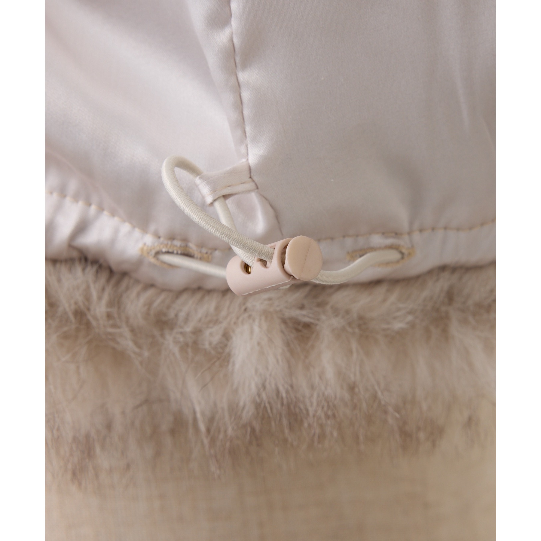 フェイクファーショートブルゾン | ファッション通販サイト NUGU