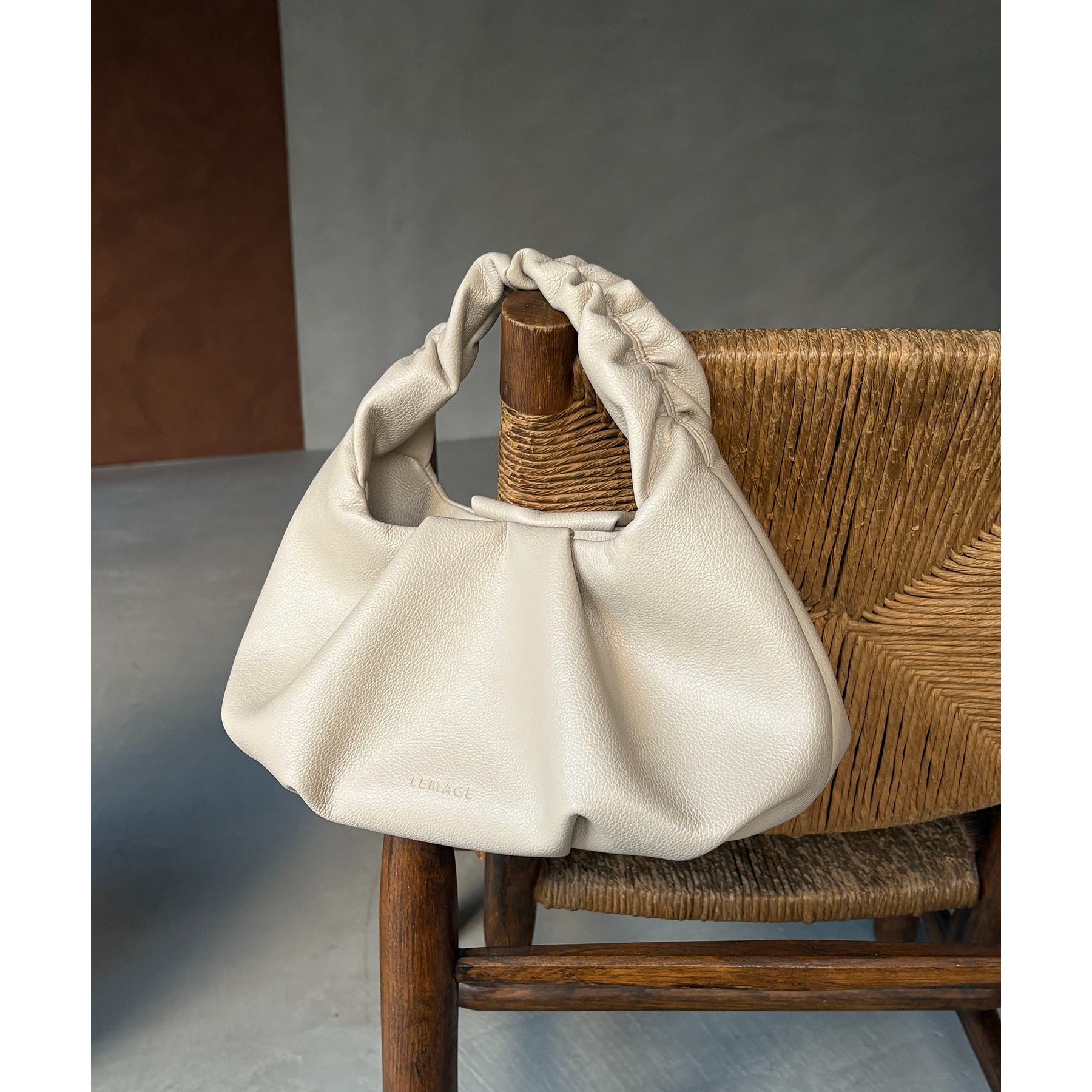 ギャザーハンドルバッグ | ファッション通販サイト NUGU