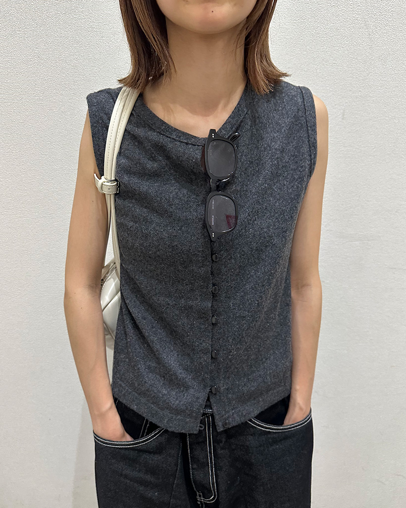 フロントボタンニットベスト | ファッション通販サイト NUGU