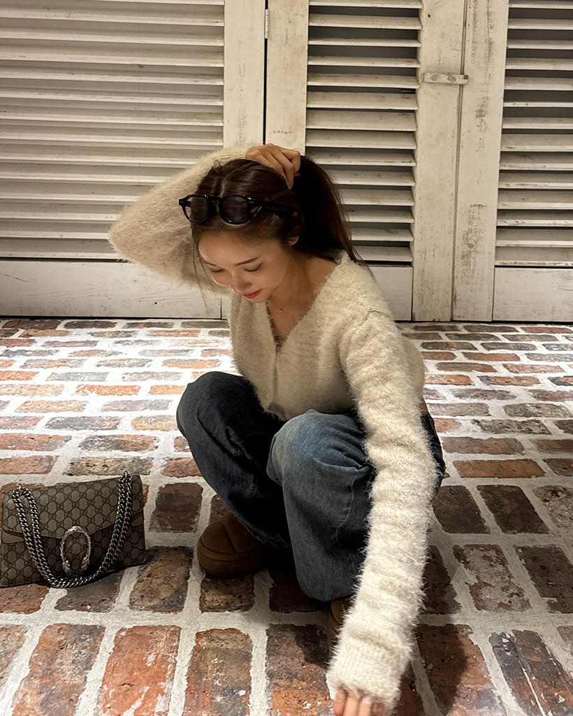 INED Vネックファーカーディガン Vネックファーカーディガン《YVON》｜INED（イネド）｜フランドル