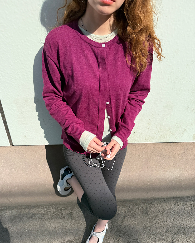 シンプルボタンカーディガン