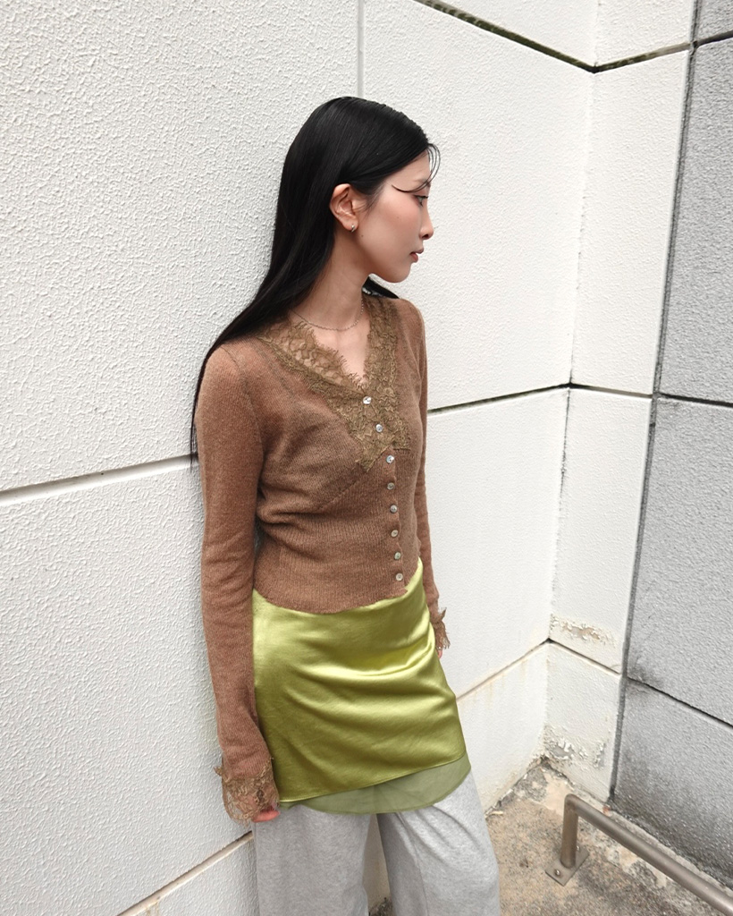 レースポイントVネックカーディガン