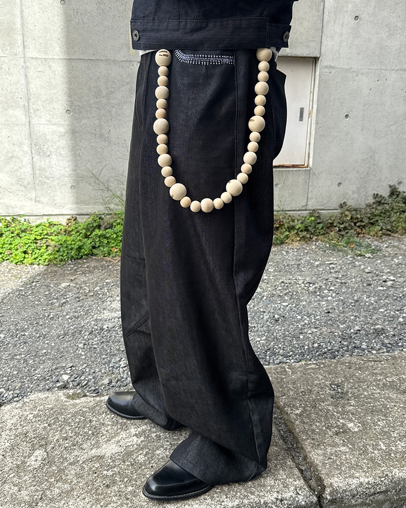 スパイダー刺繍デニムパンツ | ファッション通販サイト NUGU