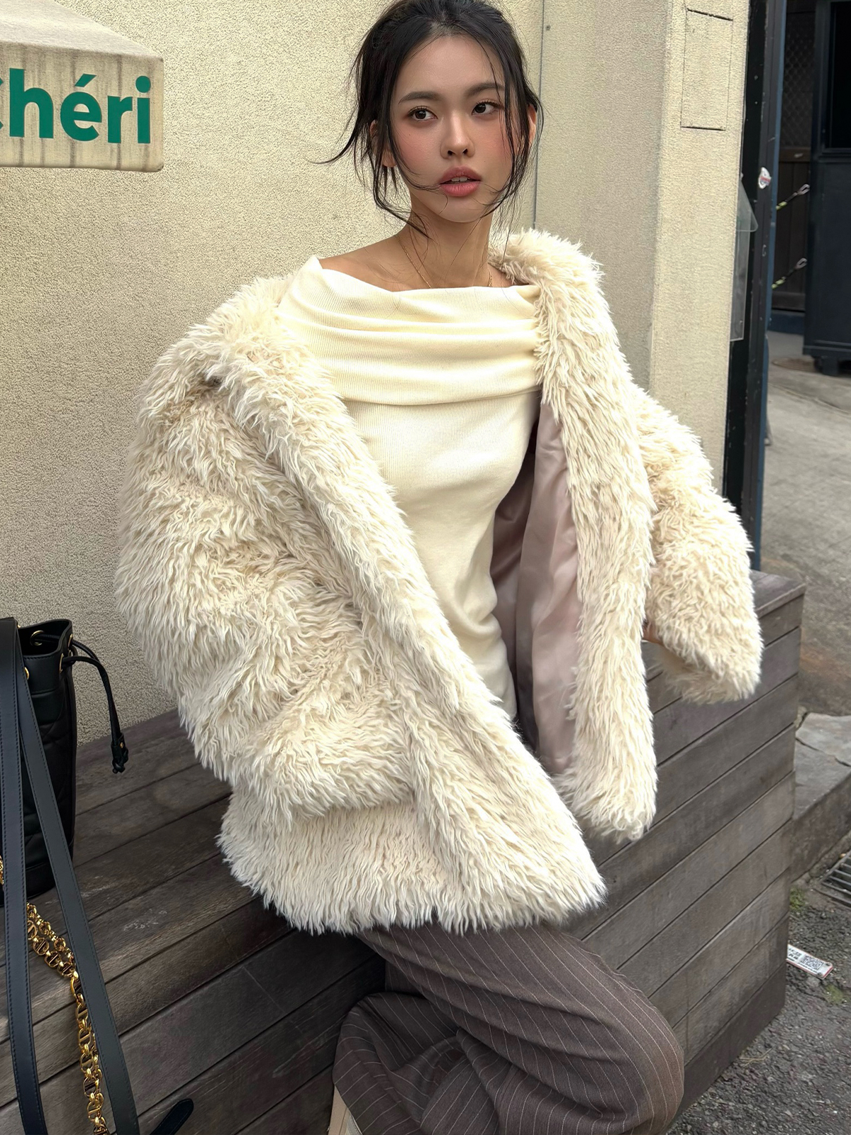 【購入特典】Hairly collar faux fur half coat [FRFA03CT01]_Beige
