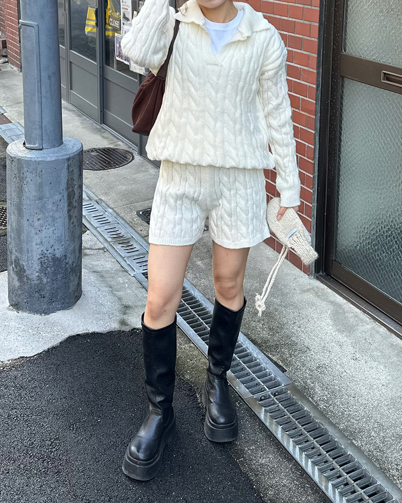 ケーブルニット＆パンツセット