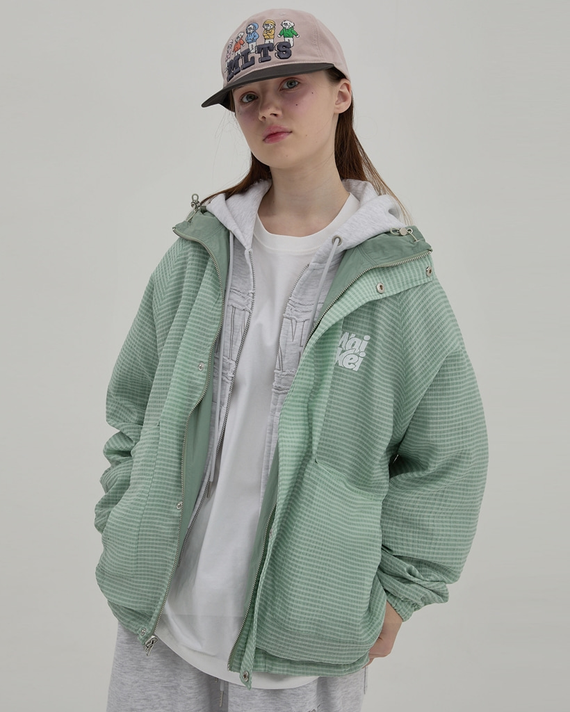 K-POPアイドル着用] Reversible Check Windbreaker MINT