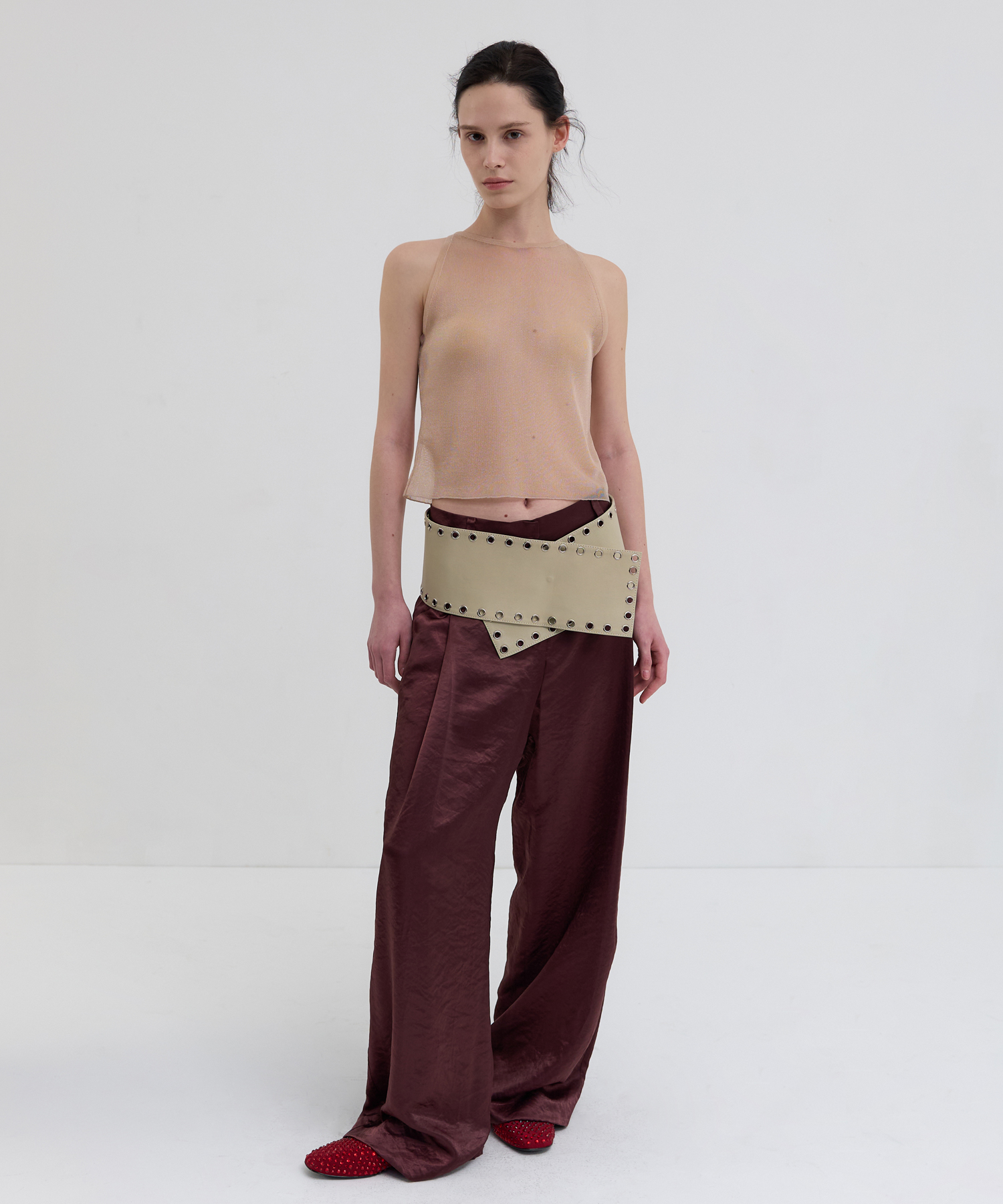 SHEER GLOSSY HALTER KNIT TOP_NUDE BEIGE