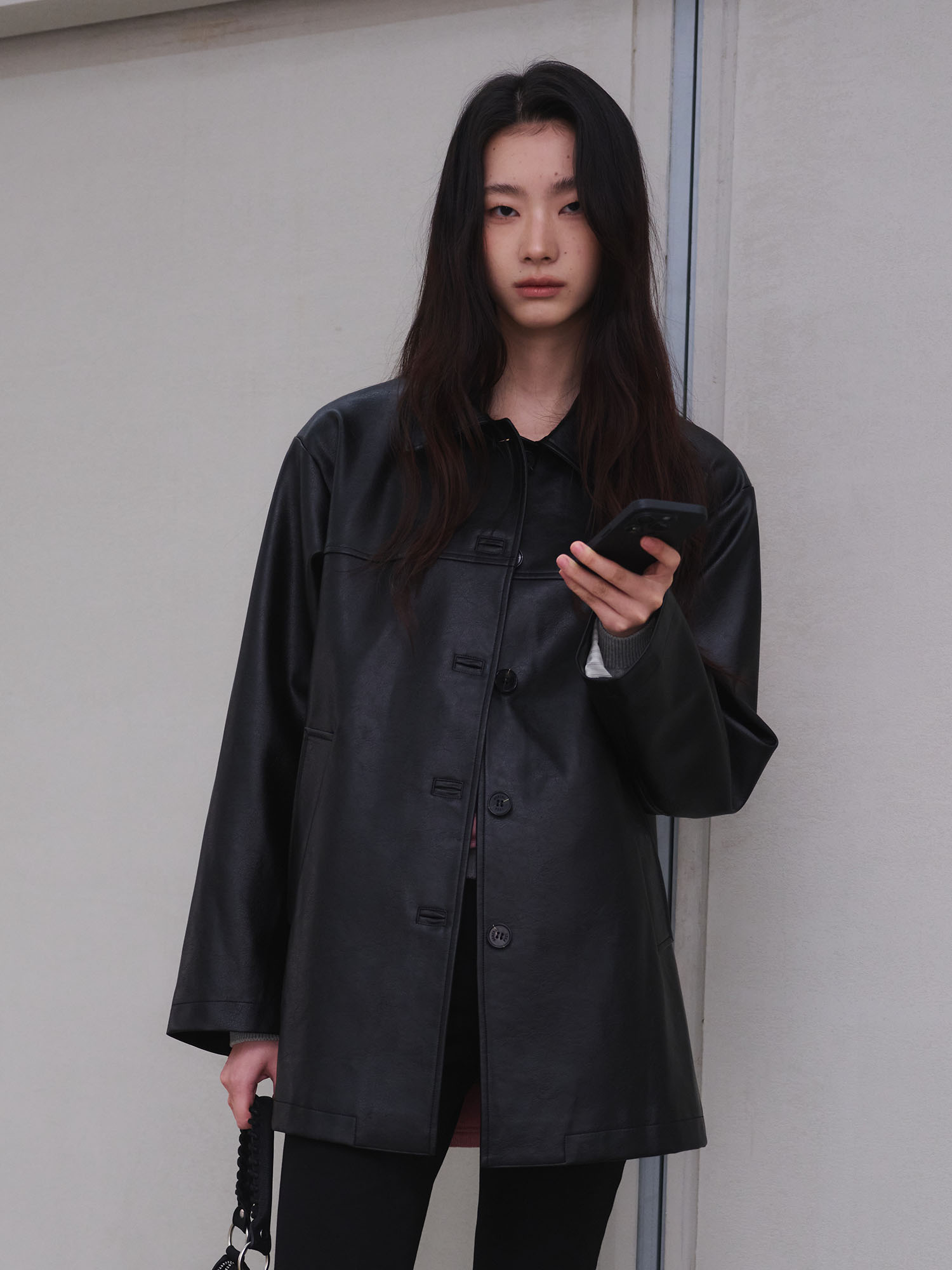 loose fit fake leather half jacket