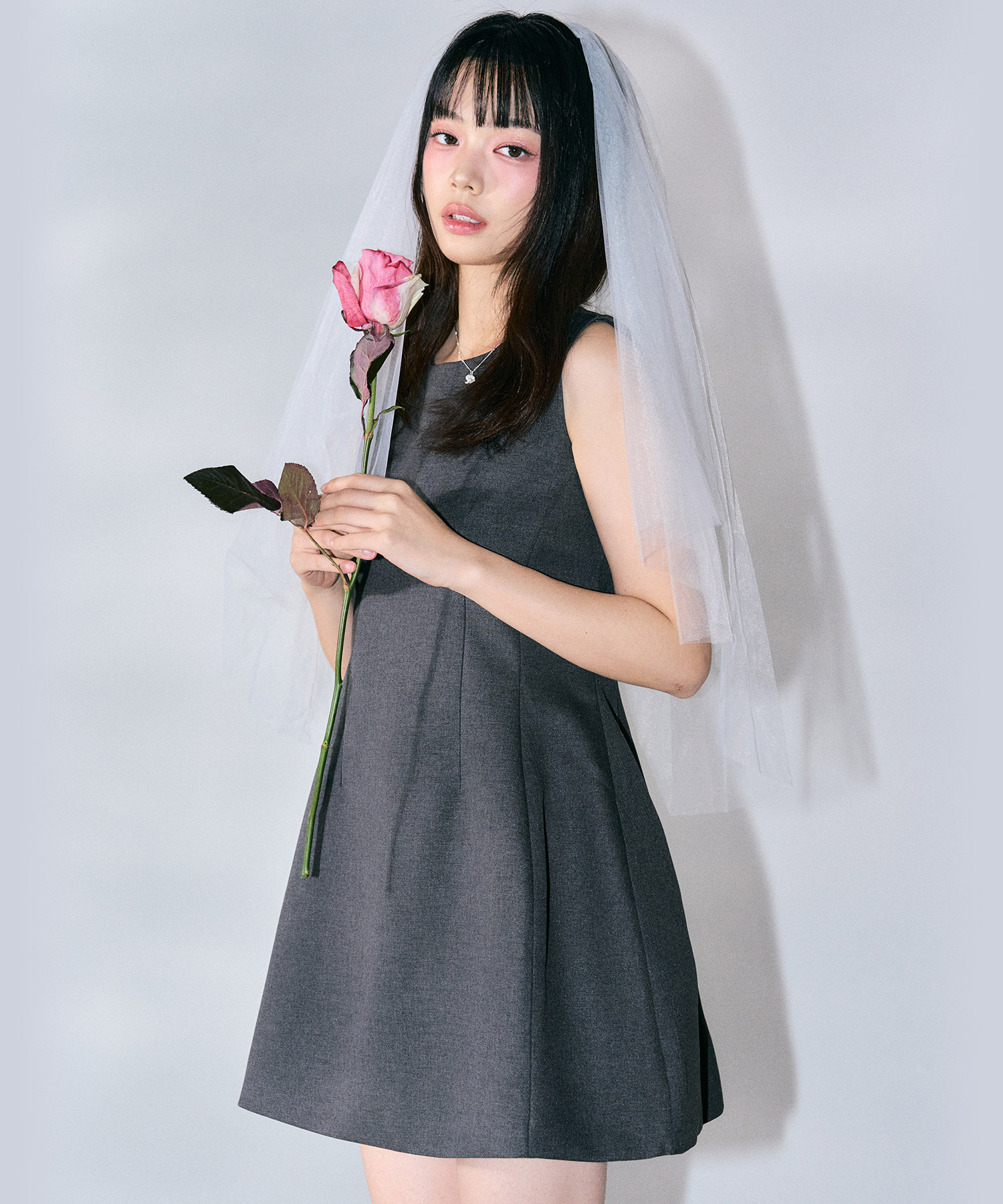 オスカースリーブレスミニワンピース [CHARCOAL] | ファッション通販